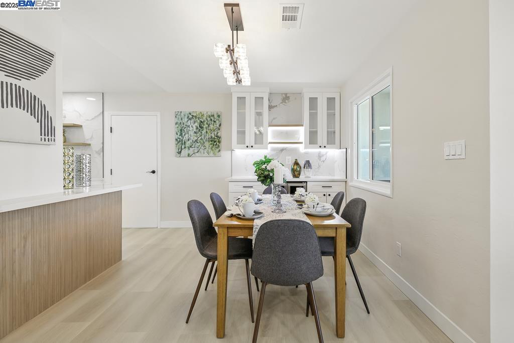 Detail Gallery Image 16 of 54 For 15361 Norton St, San Leandro,  CA 94579 - 3 Beds | 2/1 Baths