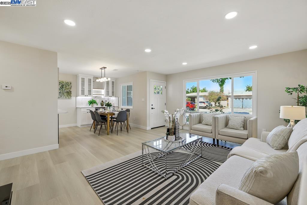 Detail Gallery Image 8 of 54 For 15361 Norton St, San Leandro,  CA 94579 - 3 Beds | 2/1 Baths