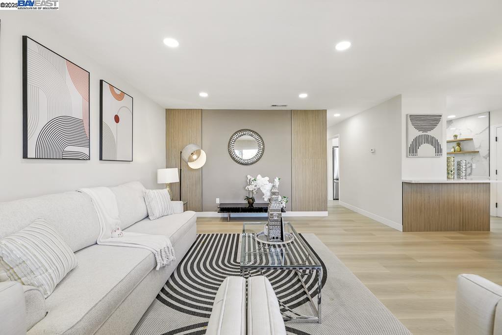Detail Gallery Image 10 of 54 For 15361 Norton St, San Leandro,  CA 94579 - 3 Beds | 2/1 Baths