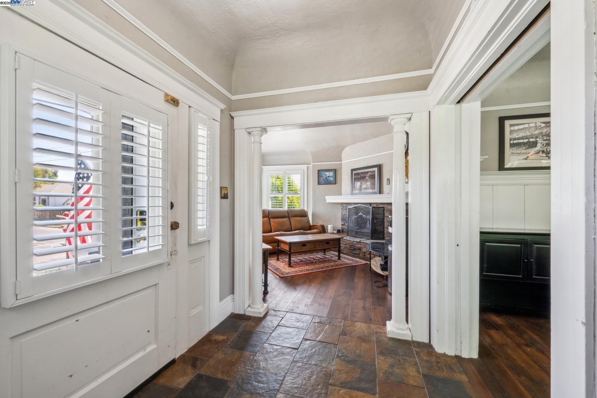 Detail Gallery Image 5 of 60 For 2848 San Jose, Alameda,  CA 94501 - – Beds | – Baths
