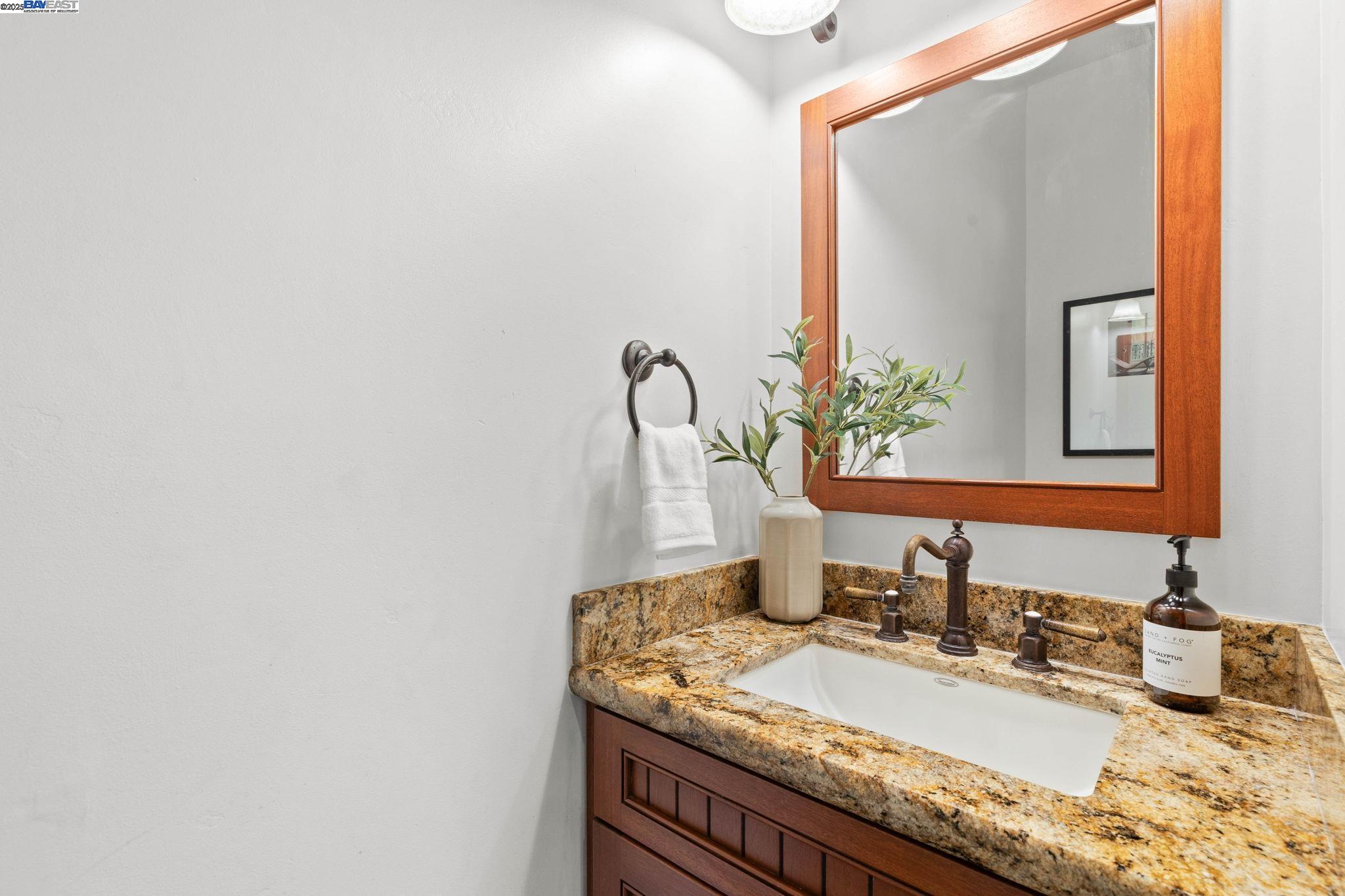 Detail Gallery Image 20 of 52 For 150 Ayer Ave, San Jose,  CA 95110 - 4 Beds | 3/1 Baths