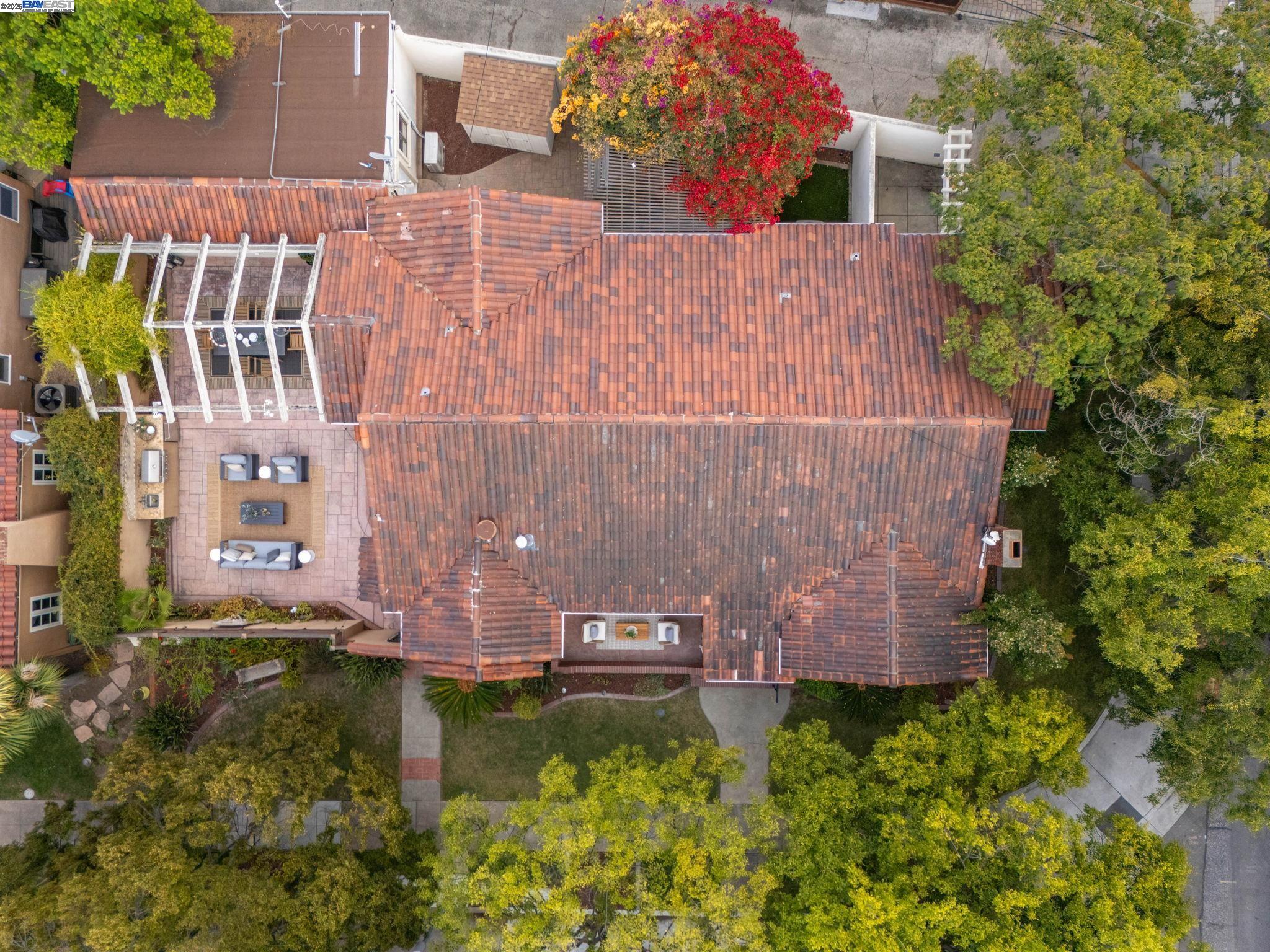Detail Gallery Image 46 of 52 For 150 Ayer Ave, San Jose,  CA 95110 - 4 Beds | 3/1 Baths