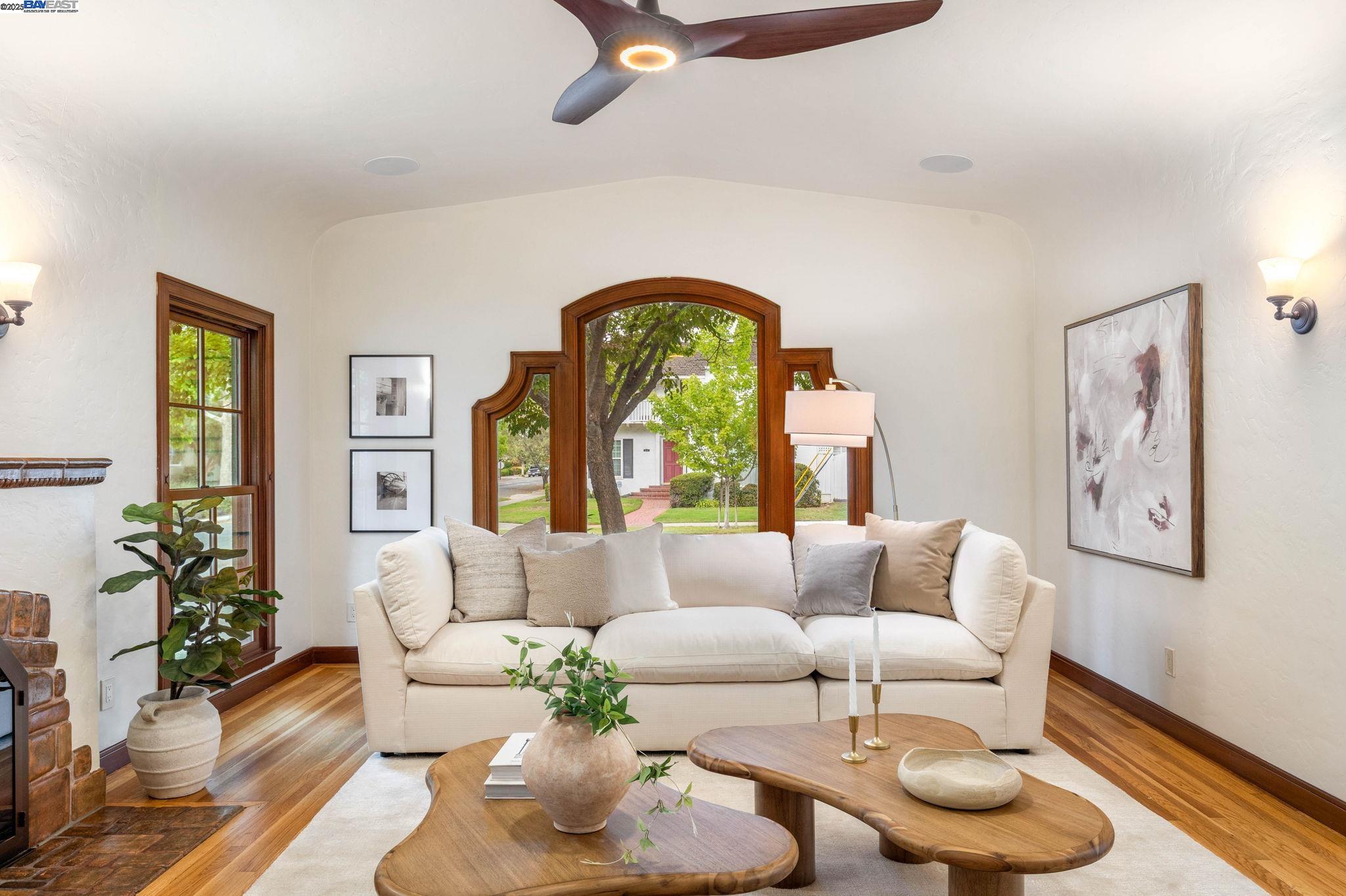 Detail Gallery Image 9 of 52 For 150 Ayer Ave, San Jose,  CA 95110 - 4 Beds | 3/1 Baths