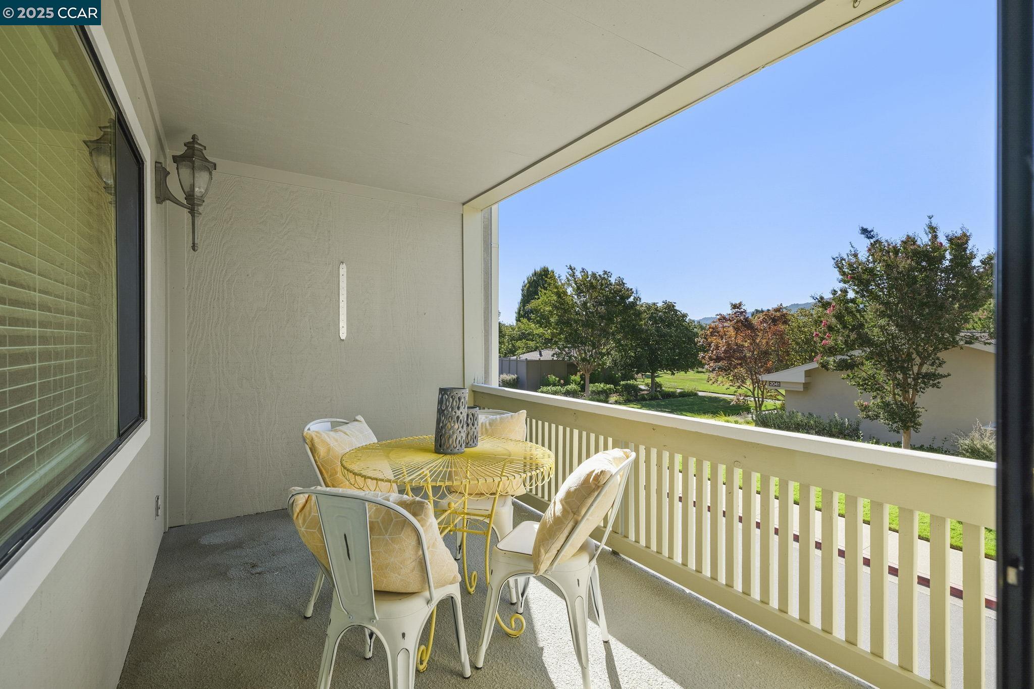 Detail Gallery Image 18 of 46 For 2133 Golden Rain Rd #12,  Walnut Creek,  CA 94595 - 2 Beds | 1/1 Baths