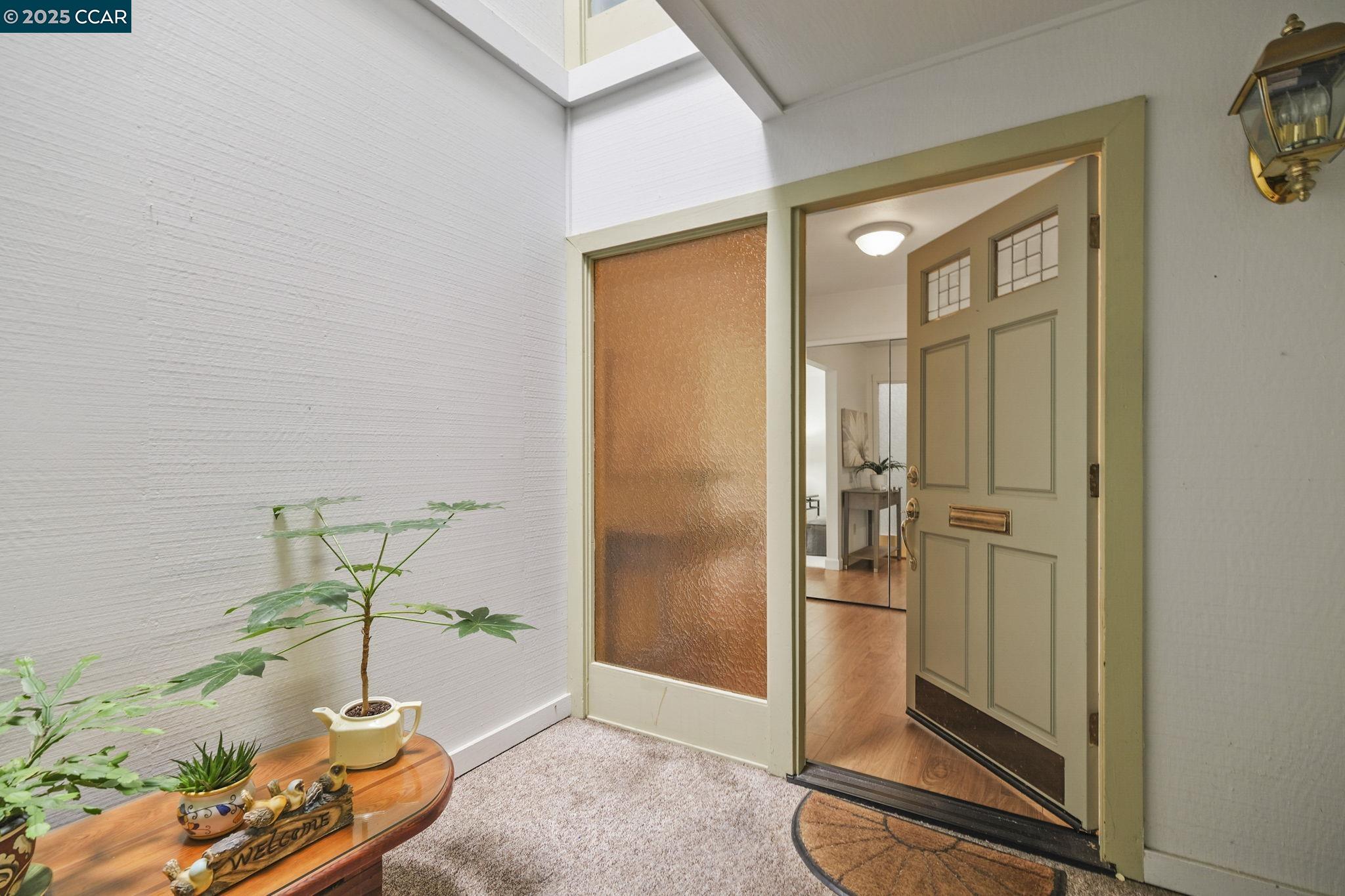 Detail Gallery Image 3 of 46 For 2133 Golden Rain Rd #12,  Walnut Creek,  CA 94595 - 2 Beds | 1/1 Baths