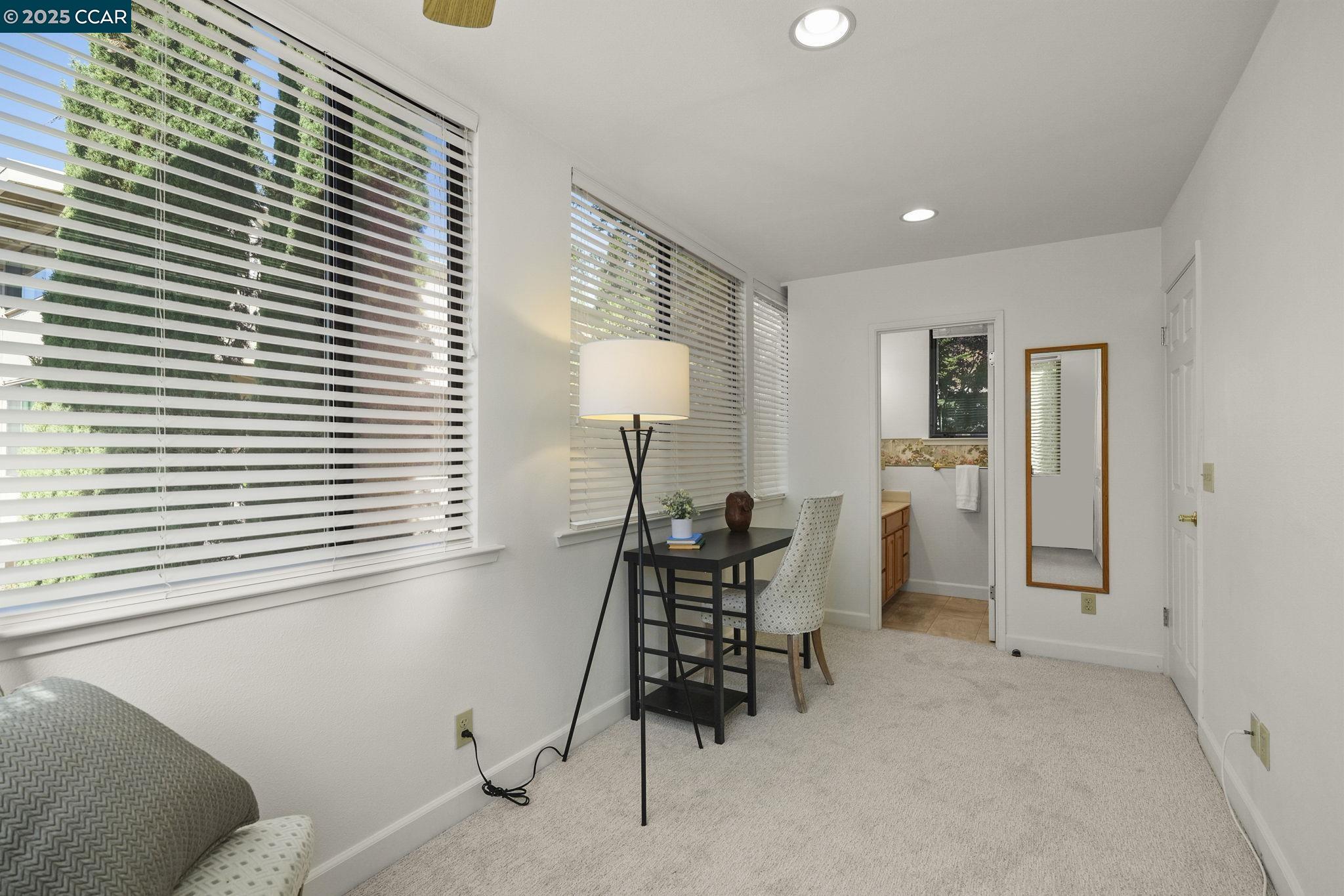 Detail Gallery Image 22 of 46 For 2133 Golden Rain Rd #12,  Walnut Creek,  CA 94595 - 2 Beds | 1/1 Baths