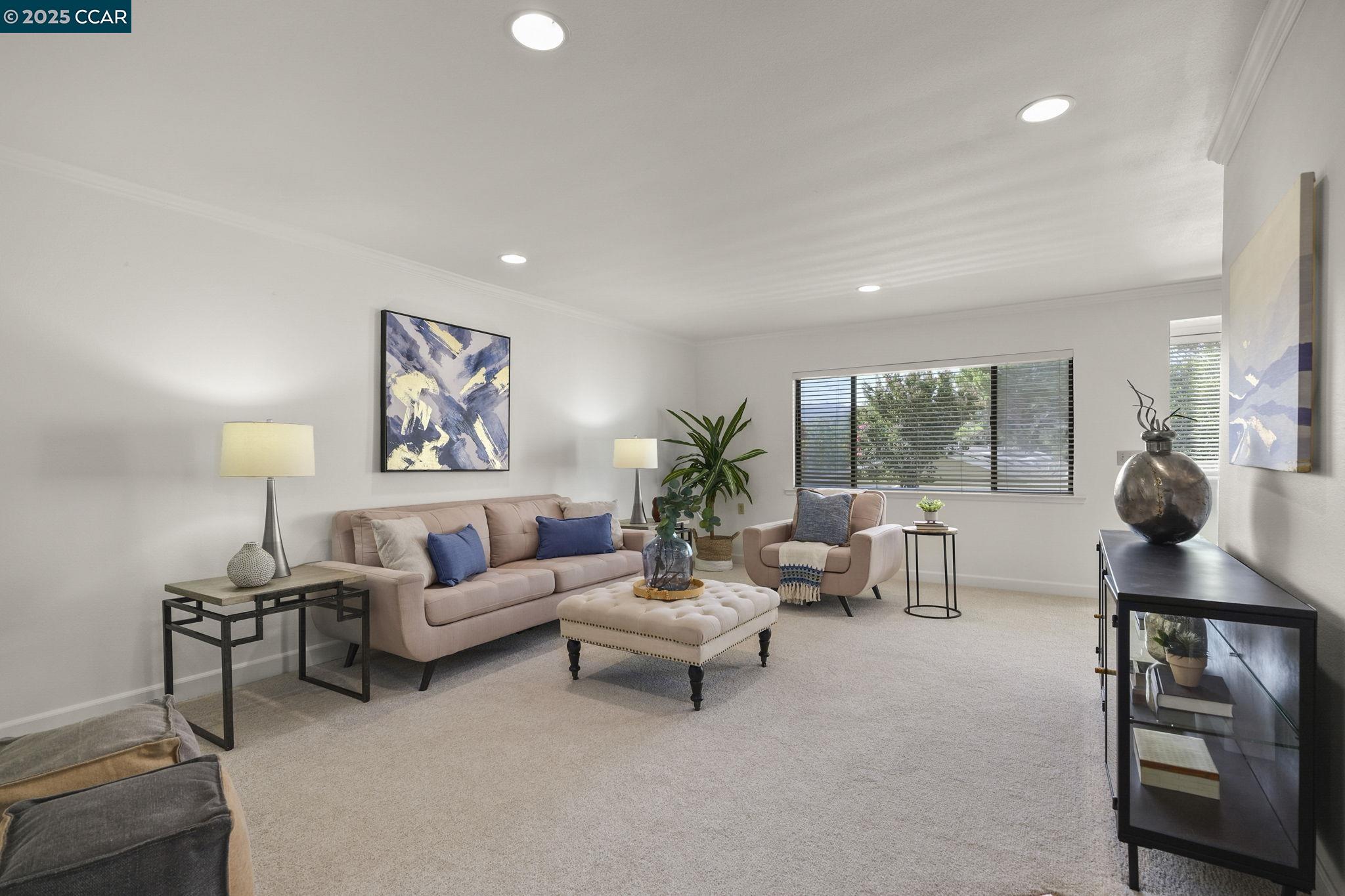 Detail Gallery Image 6 of 46 For 2133 Golden Rain Rd #12,  Walnut Creek,  CA 94595 - 2 Beds | 1/1 Baths
