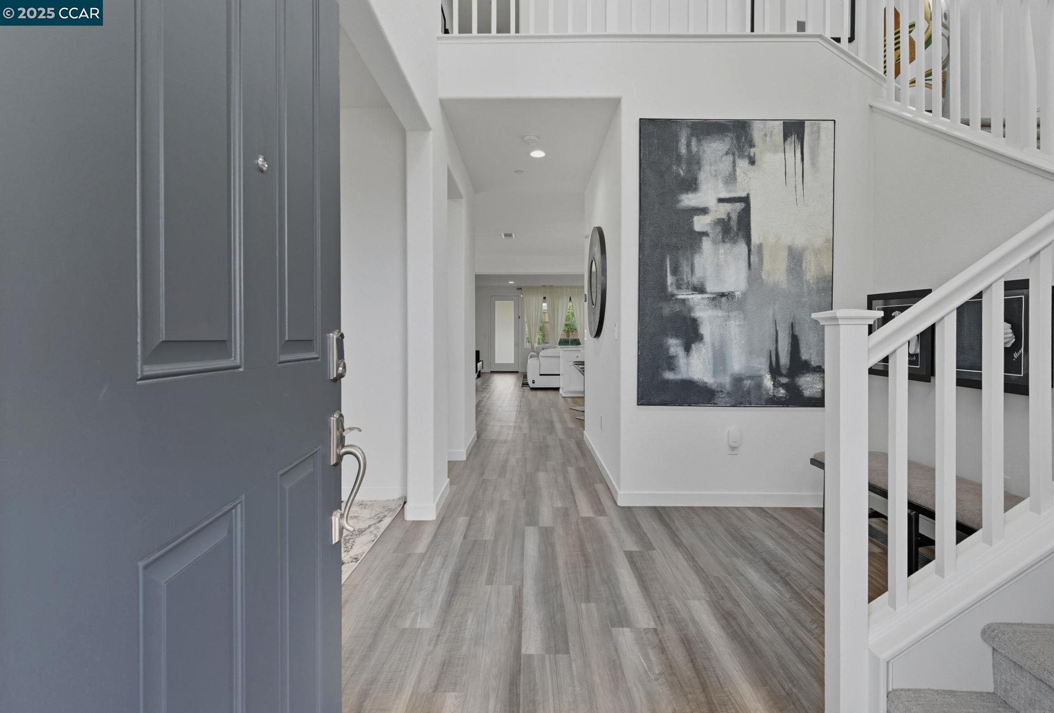 Detail Gallery Image 5 of 55 For 320 E Angelina Ave, Mountain House,  CA 95391 - 3 Beds | 2/1 Baths