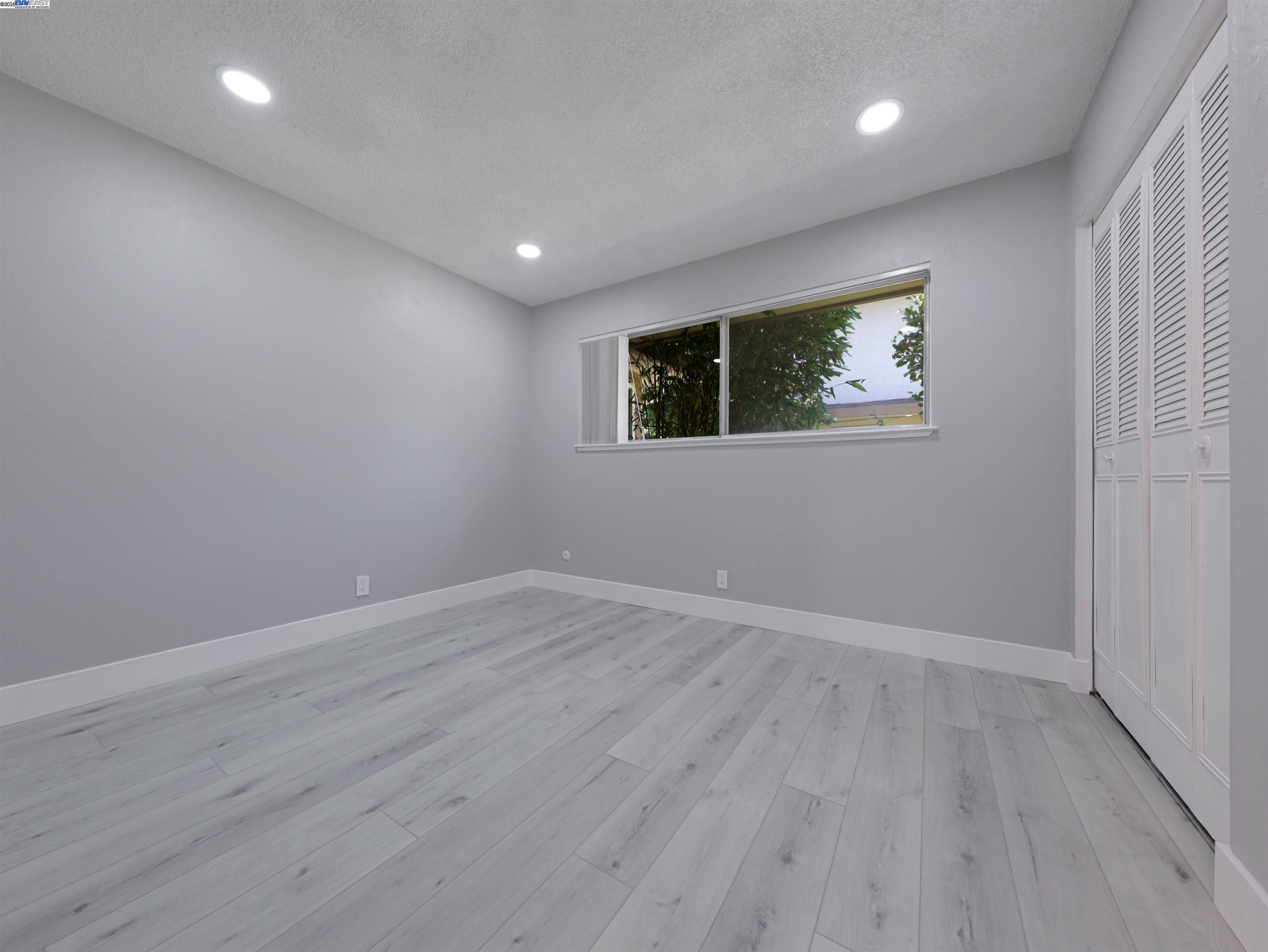 Photo #9: 41111282 Listing: Photo #9