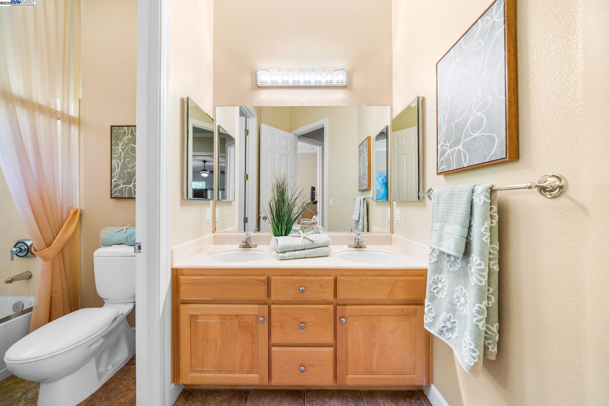 Detail Gallery Image 24 of 52 For 444 Cabonia Ct, Pleasanton,  CA 94566 - 4 Beds | 2/1 Baths