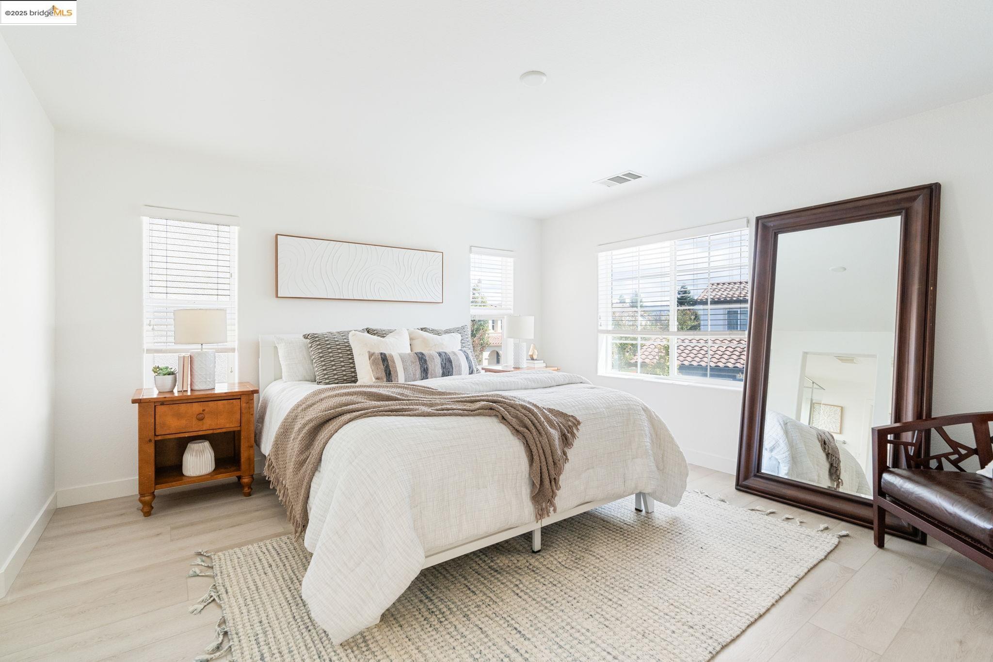 Detail Gallery Image 25 of 46 For 2564 Anchorage Pl, Hayward,  CA 94545 - 4 Beds | 3 Baths