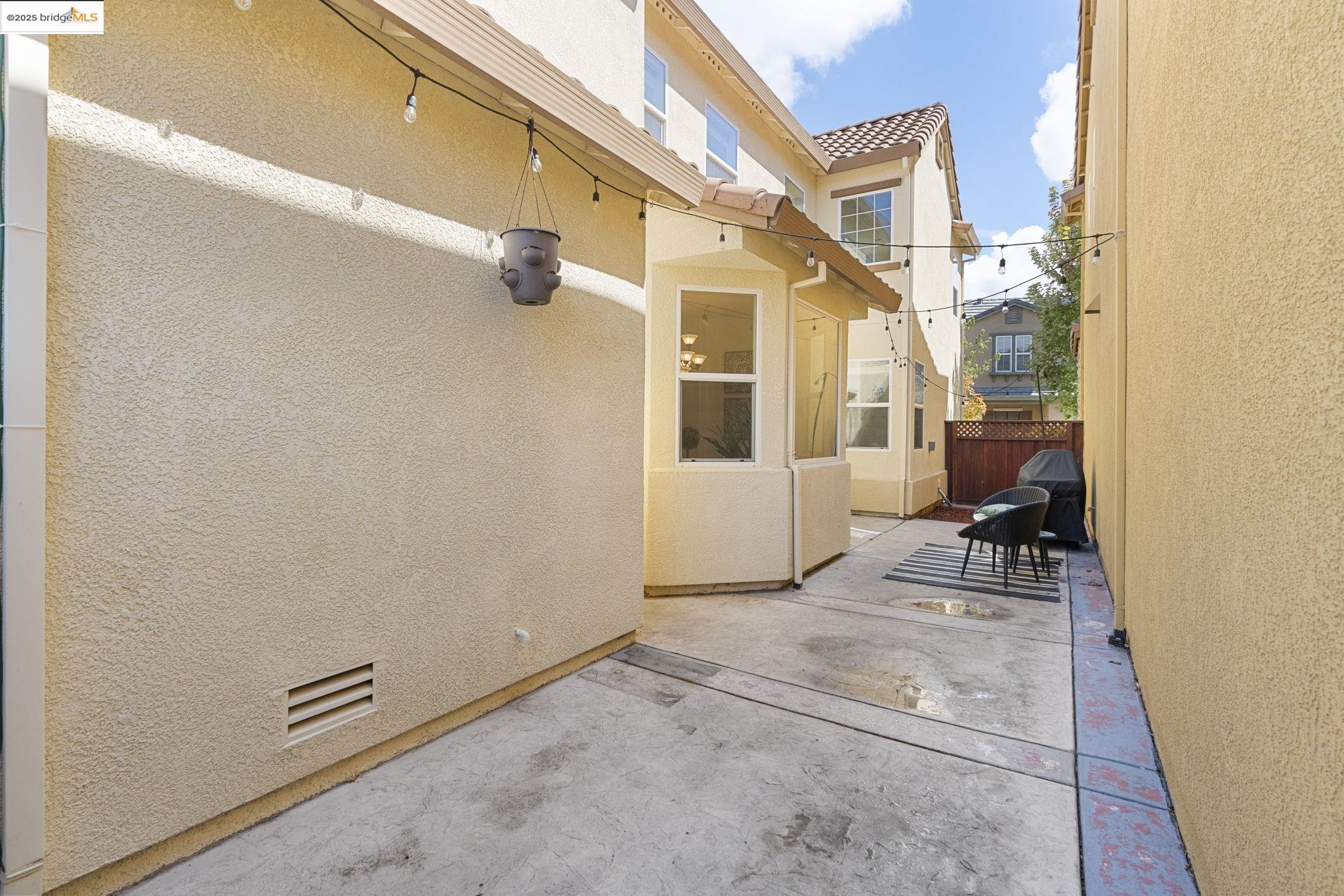 Detail Gallery Image 37 of 46 For 2564 Anchorage Pl, Hayward,  CA 94545 - 4 Beds | 3 Baths