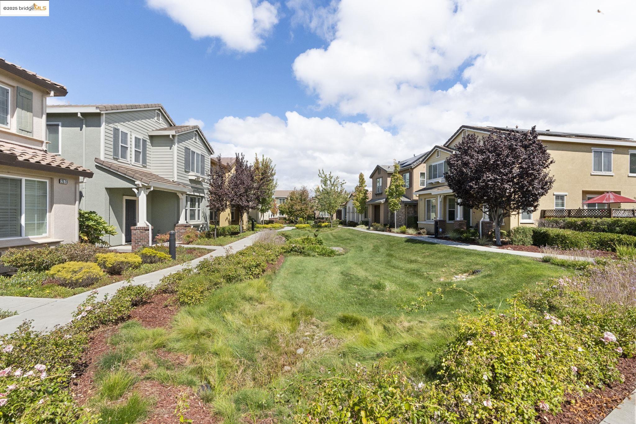 Detail Gallery Image 40 of 46 For 2564 Anchorage Pl, Hayward,  CA 94545 - 4 Beds | 3 Baths