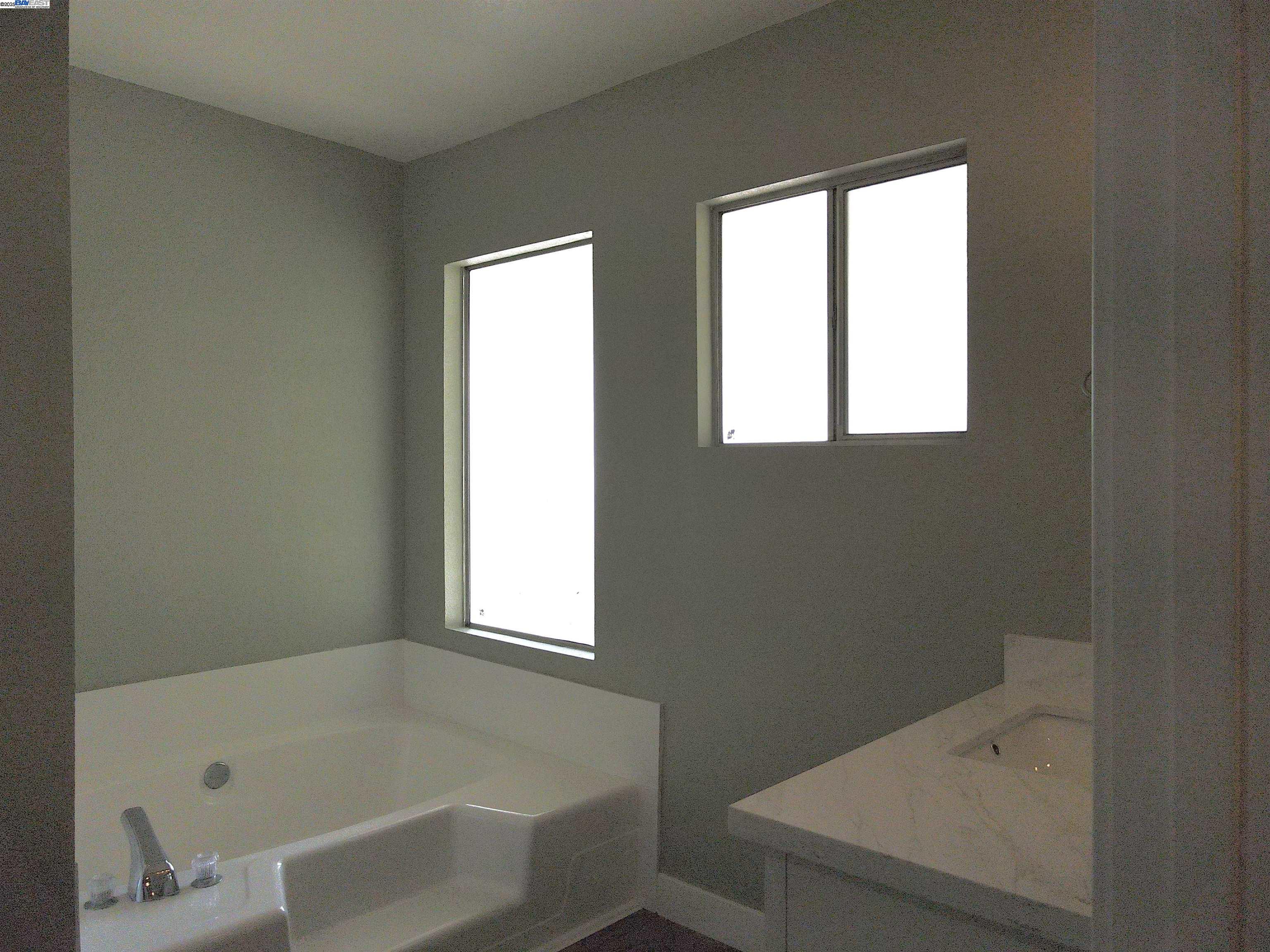Detail Gallery Image 16 of 20 For 4923 Gardendell Rd, Sacramento,  CA 95834 - 2 Beds | 2 Baths