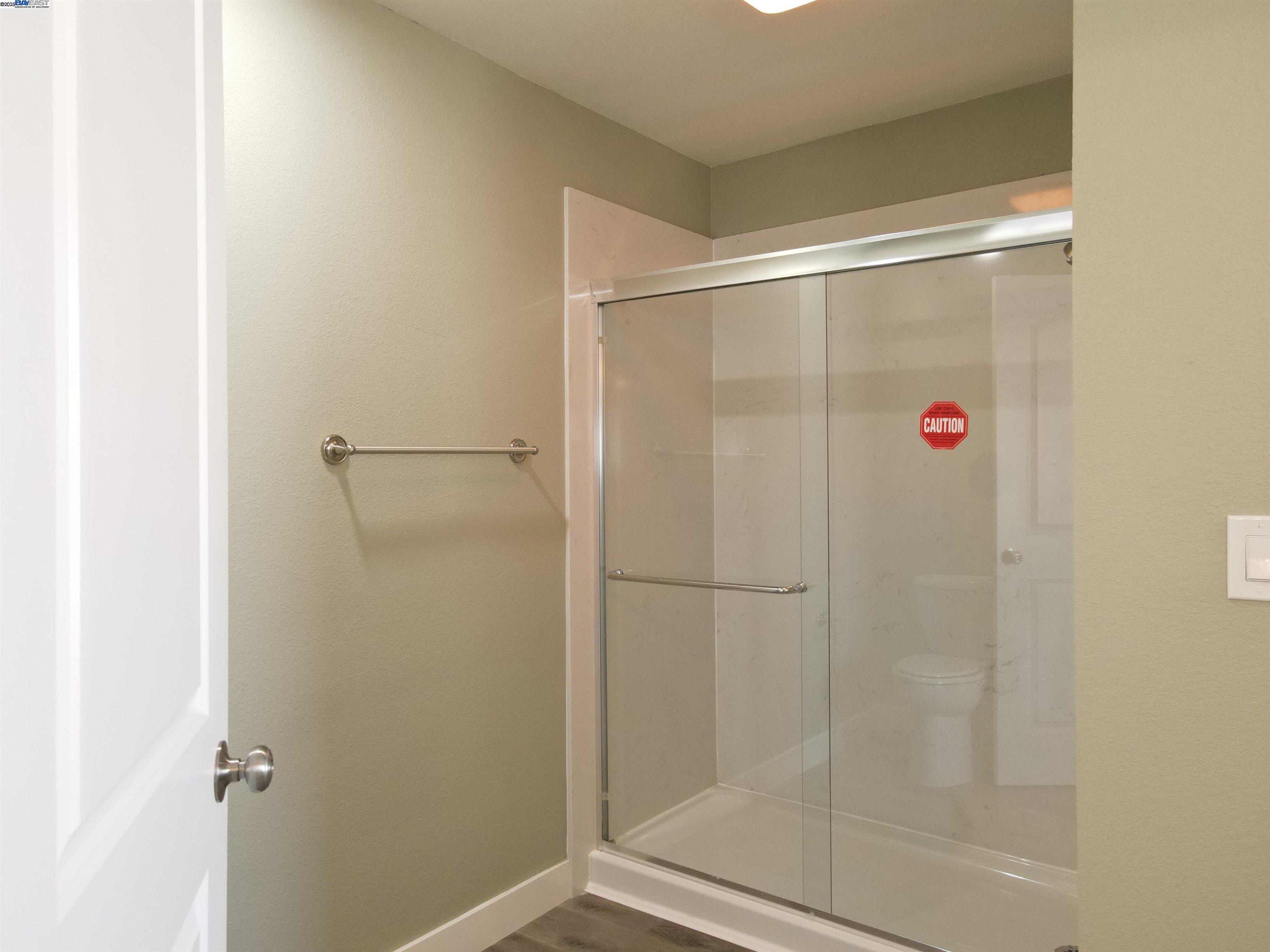 Detail Gallery Image 17 of 20 For 4923 Gardendell Rd, Sacramento,  CA 95834 - 2 Beds | 2 Baths