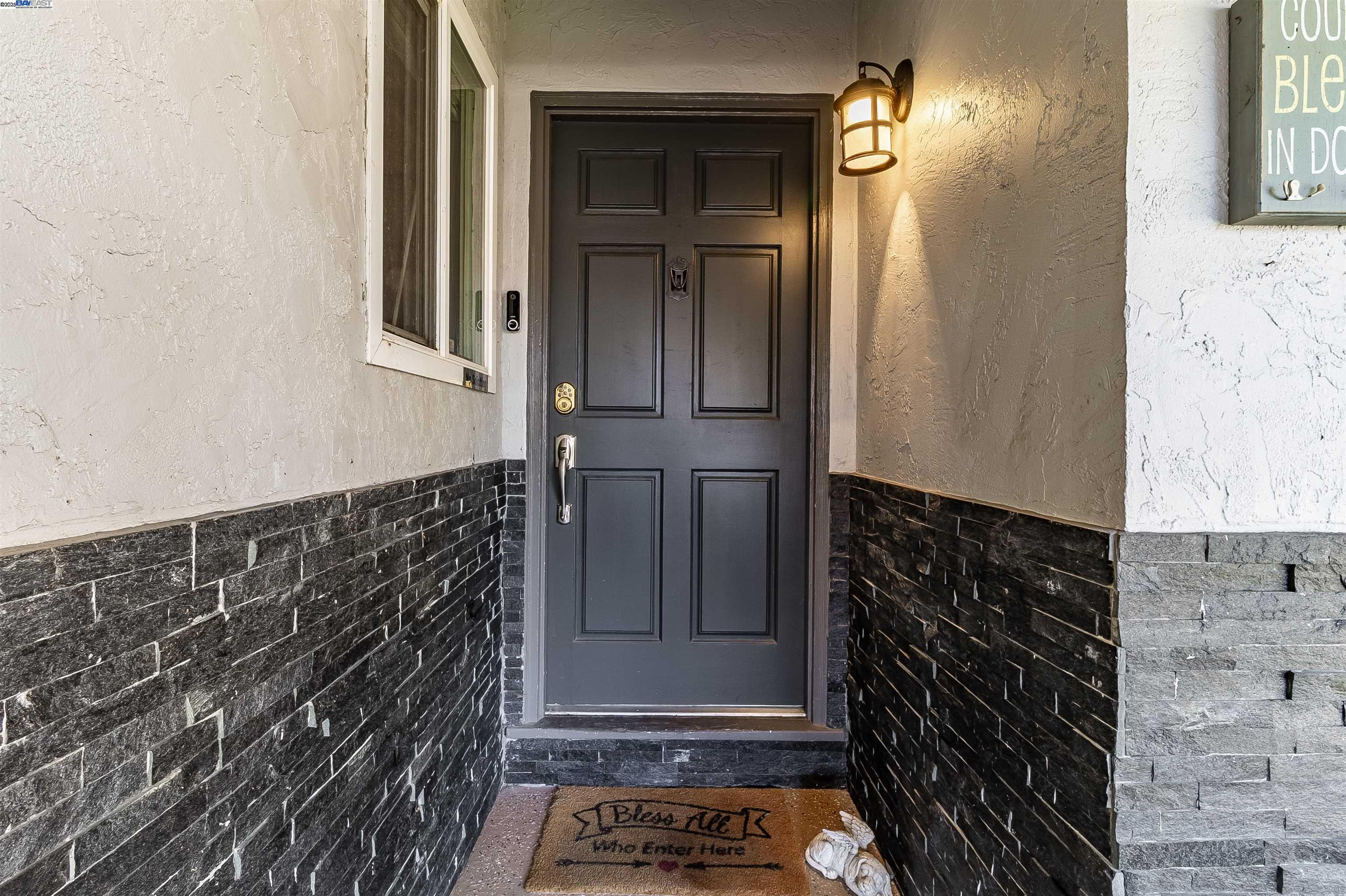 Detail Gallery Image 4 of 38 For 3454 Halifax Way, Concord,  CA 94520 - 4 Beds | 2 Baths