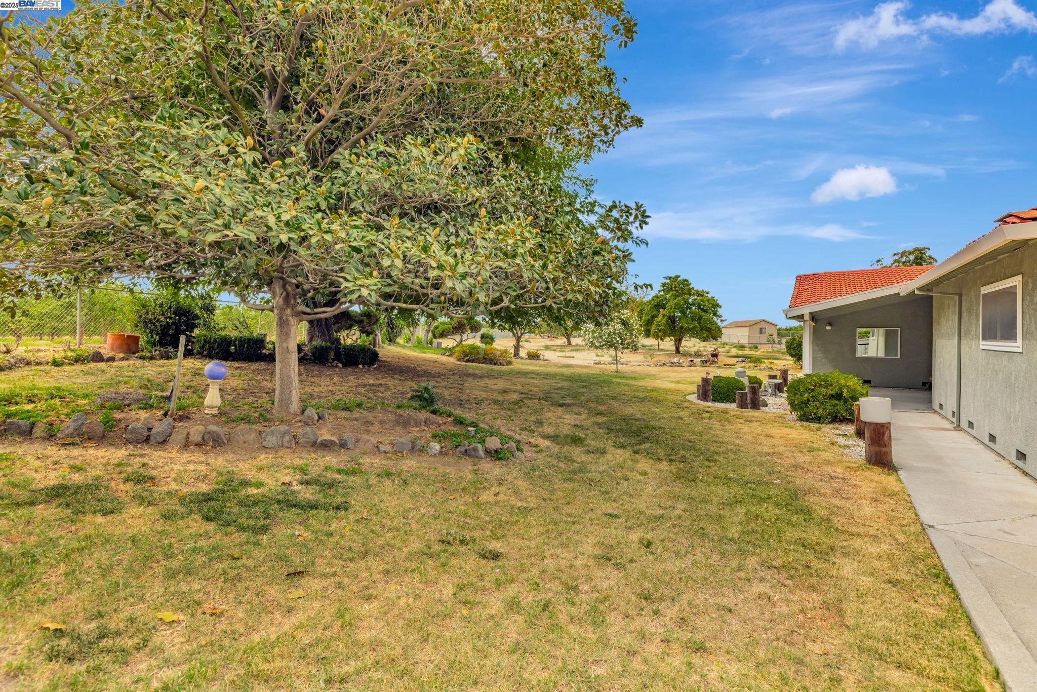 Detail Gallery Image 20 of 26 For 25999 Carbona Ct, Tracy,  CA 95377 - 4 Beds | 2 Baths