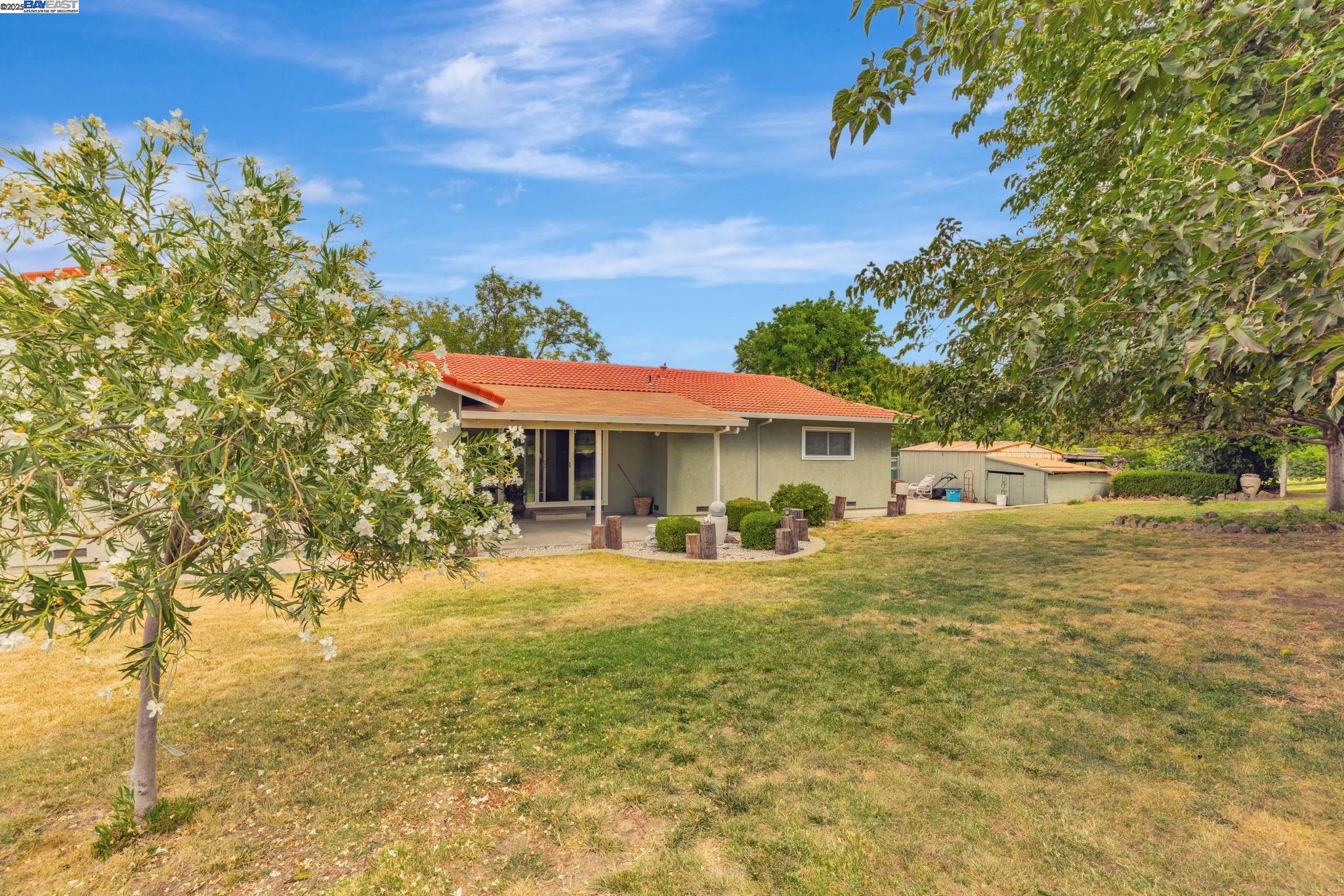 Detail Gallery Image 21 of 26 For 25999 Carbona Ct, Tracy,  CA 95377 - 4 Beds | 2 Baths