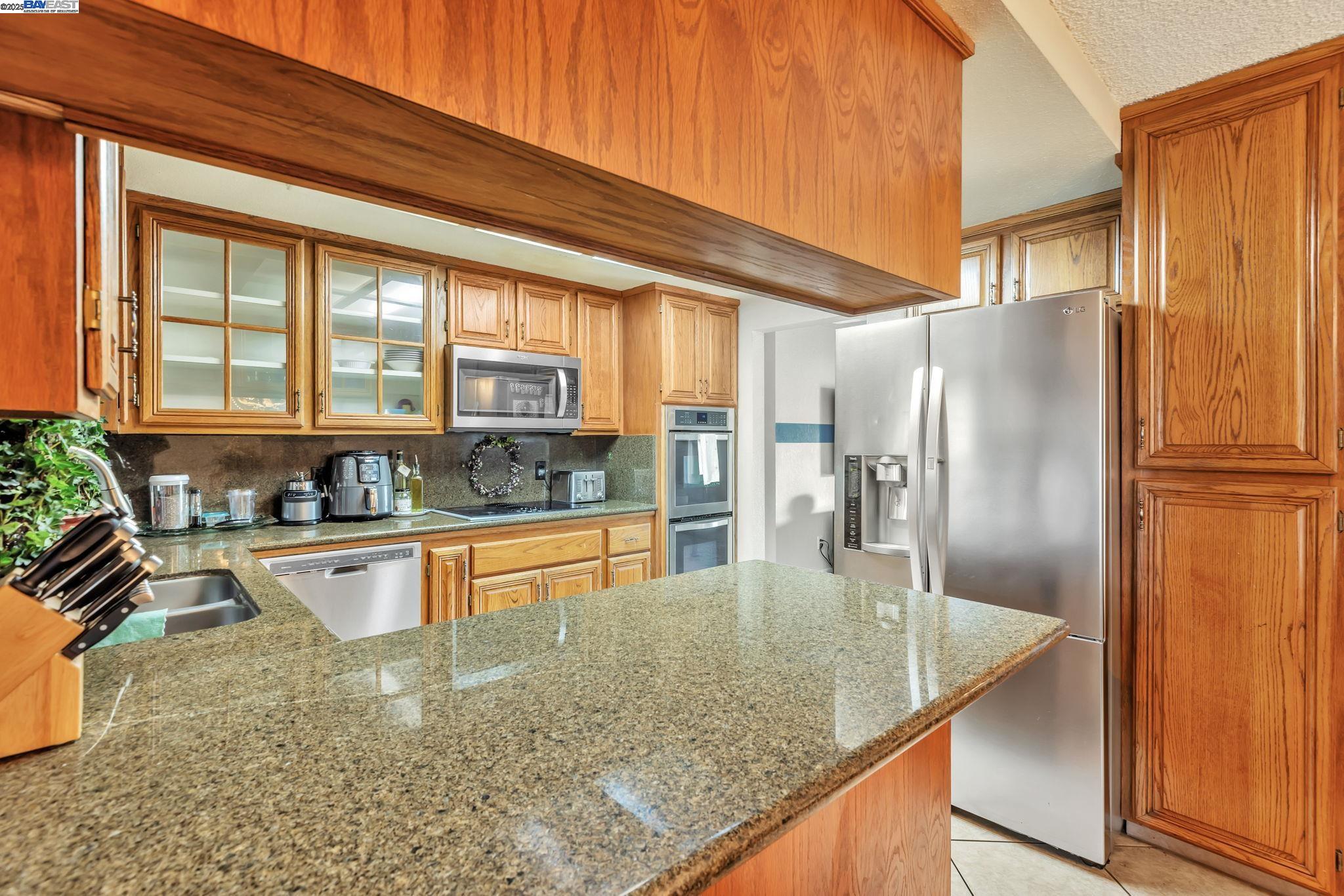 Detail Gallery Image 7 of 26 For 25999 Carbona Ct, Tracy,  CA 95377 - 4 Beds | 2 Baths