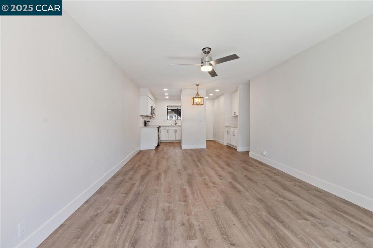 Detail Gallery Image 9 of 32 For 900 Southampton Rd #45,  Benicia,  CA 94510 - 2 Beds | 1 Baths