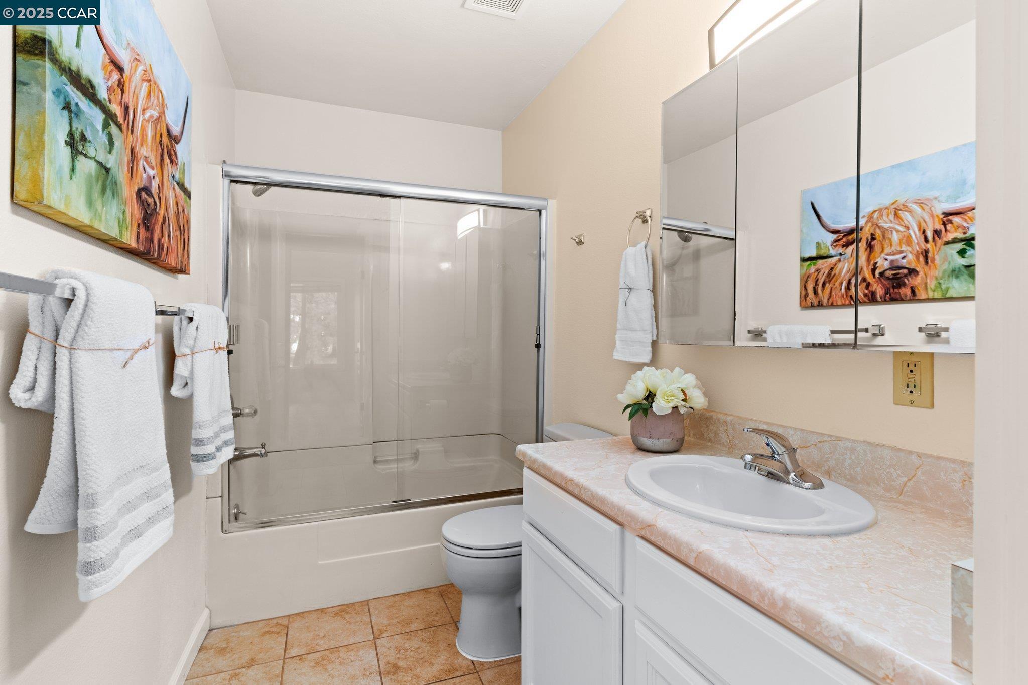 Photo #11: 41111296 Listing: Photo #11