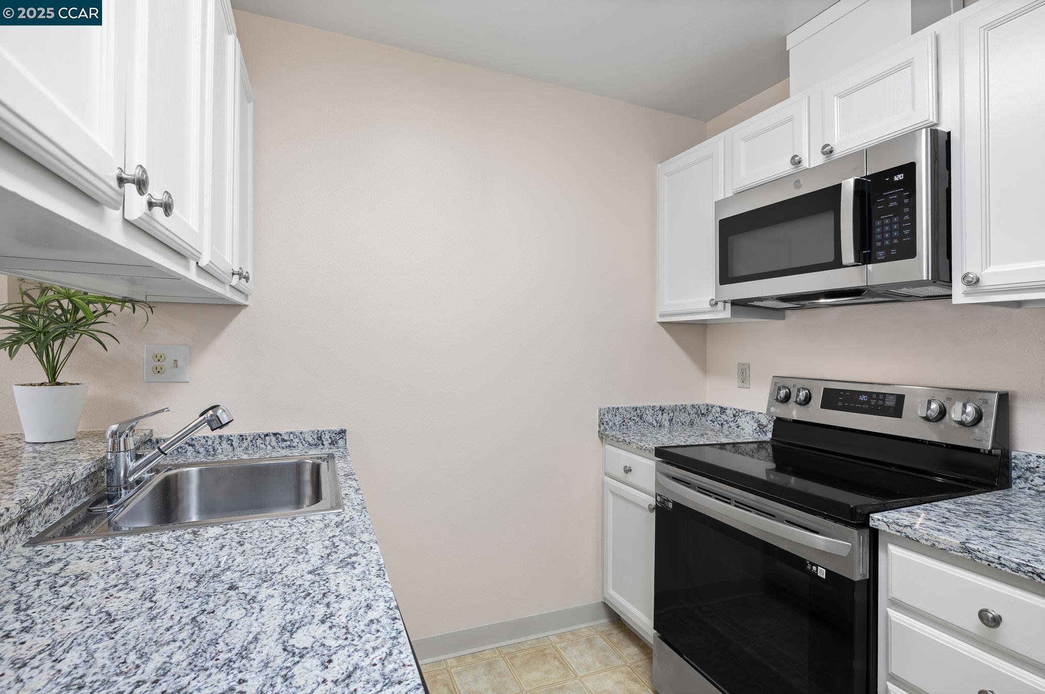 Photo #5: 41111296 Listing 