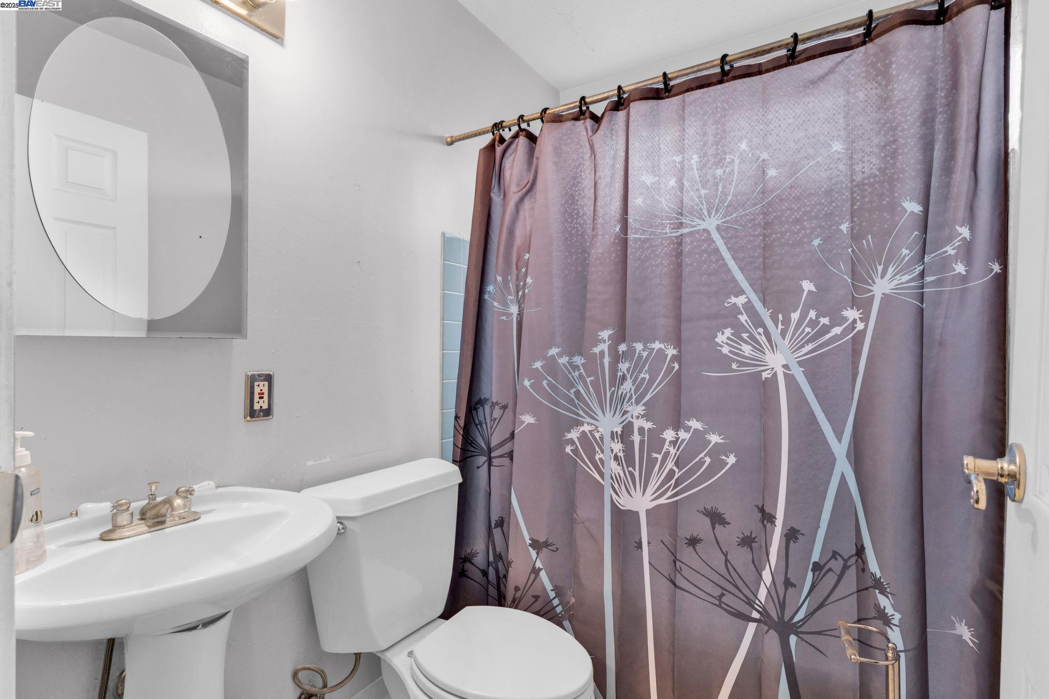 Detail Gallery Image 15 of 33 For 39773 Costa Way, Fremont,  CA 94538 - 4 Beds | 2 Baths