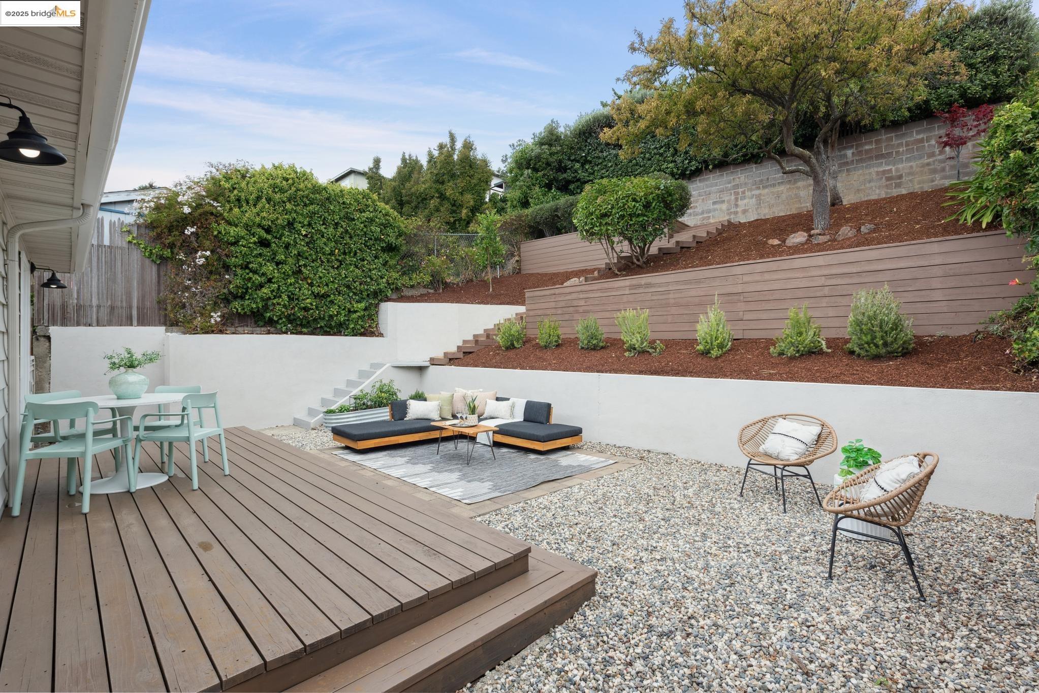 Detail Gallery Image 24 of 43 For 2030 Junction Ave, El Cerrito,  CA 94530 - 2 Beds | 1 Baths