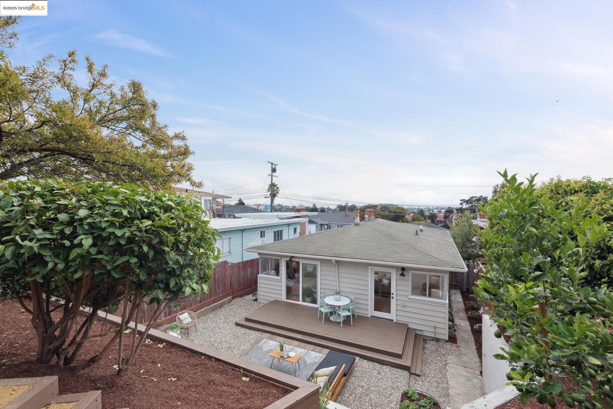 Detail Gallery Image 32 of 43 For 2030 Junction Ave, El Cerrito,  CA 94530 - 2 Beds | 1 Baths