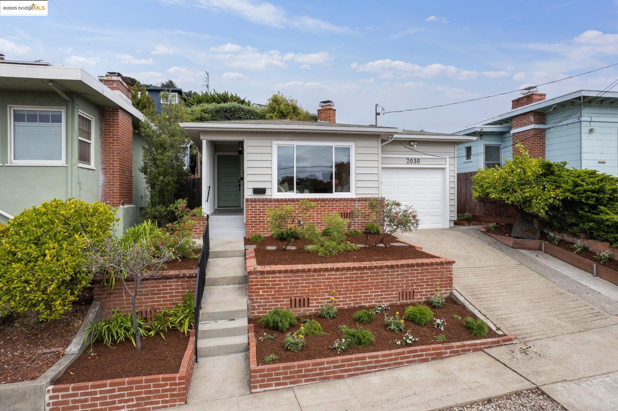 Detail Gallery Image 38 of 43 For 2030 Junction Ave, El Cerrito,  CA 94530 - 2 Beds | 1 Baths