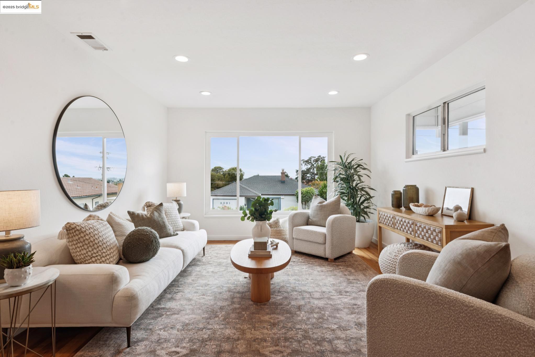 Detail Gallery Image 6 of 43 For 2030 Junction Ave, El Cerrito,  CA 94530 - 2 Beds | 1 Baths