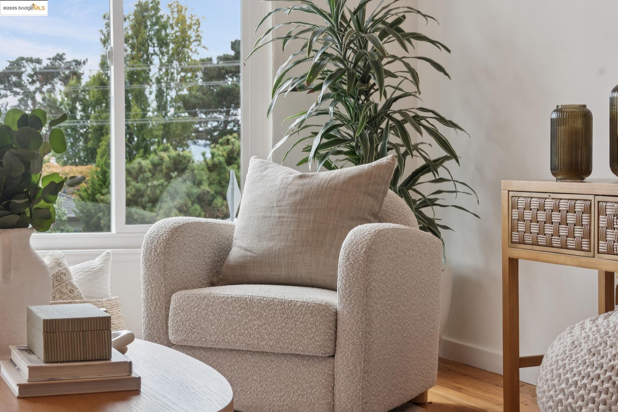 Detail Gallery Image 9 of 43 For 2030 Junction Ave, El Cerrito,  CA 94530 - 2 Beds | 1 Baths