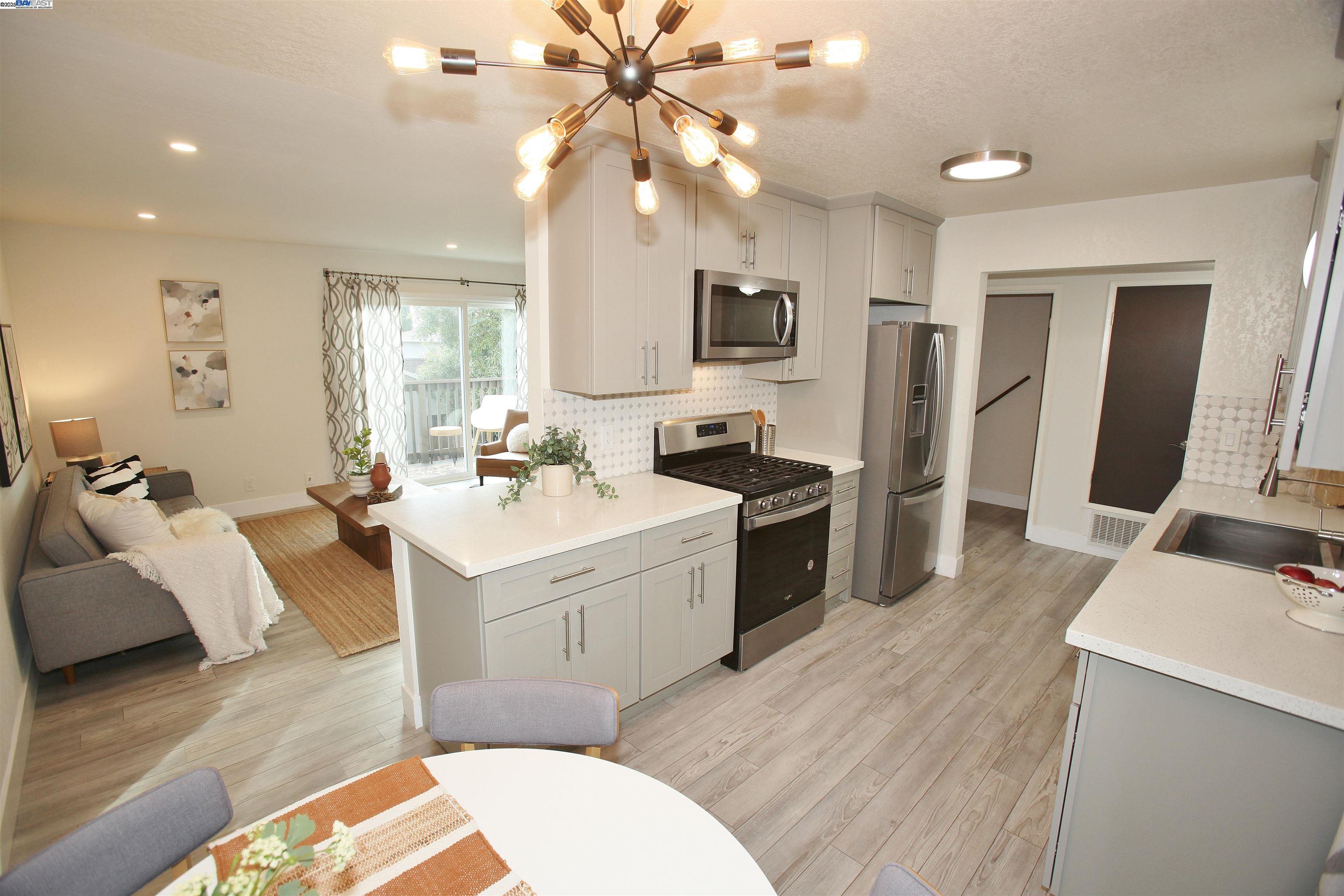 Photo #4: 41111302 Listing 