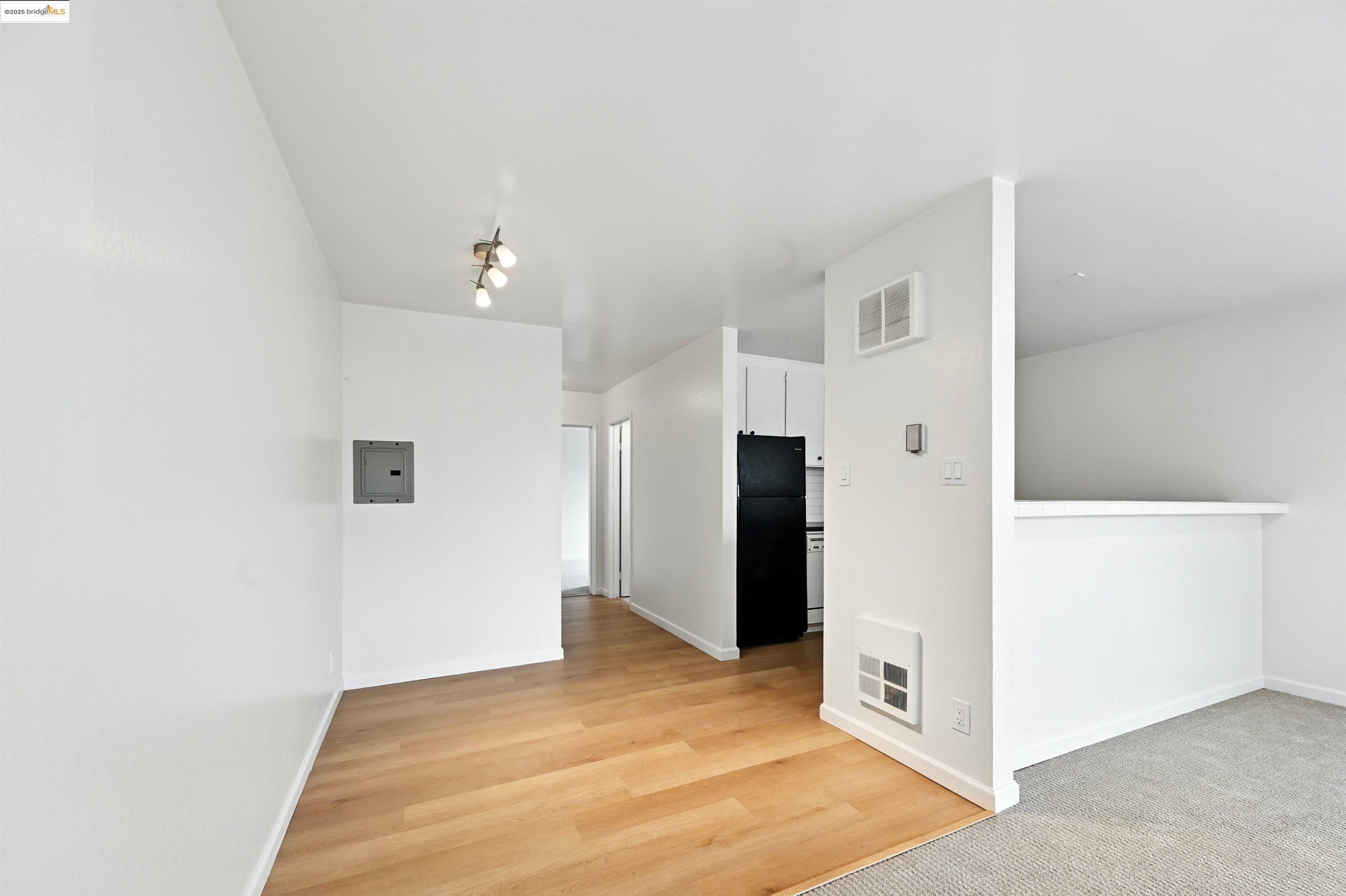 MLS: 41111305 Condo For Sale