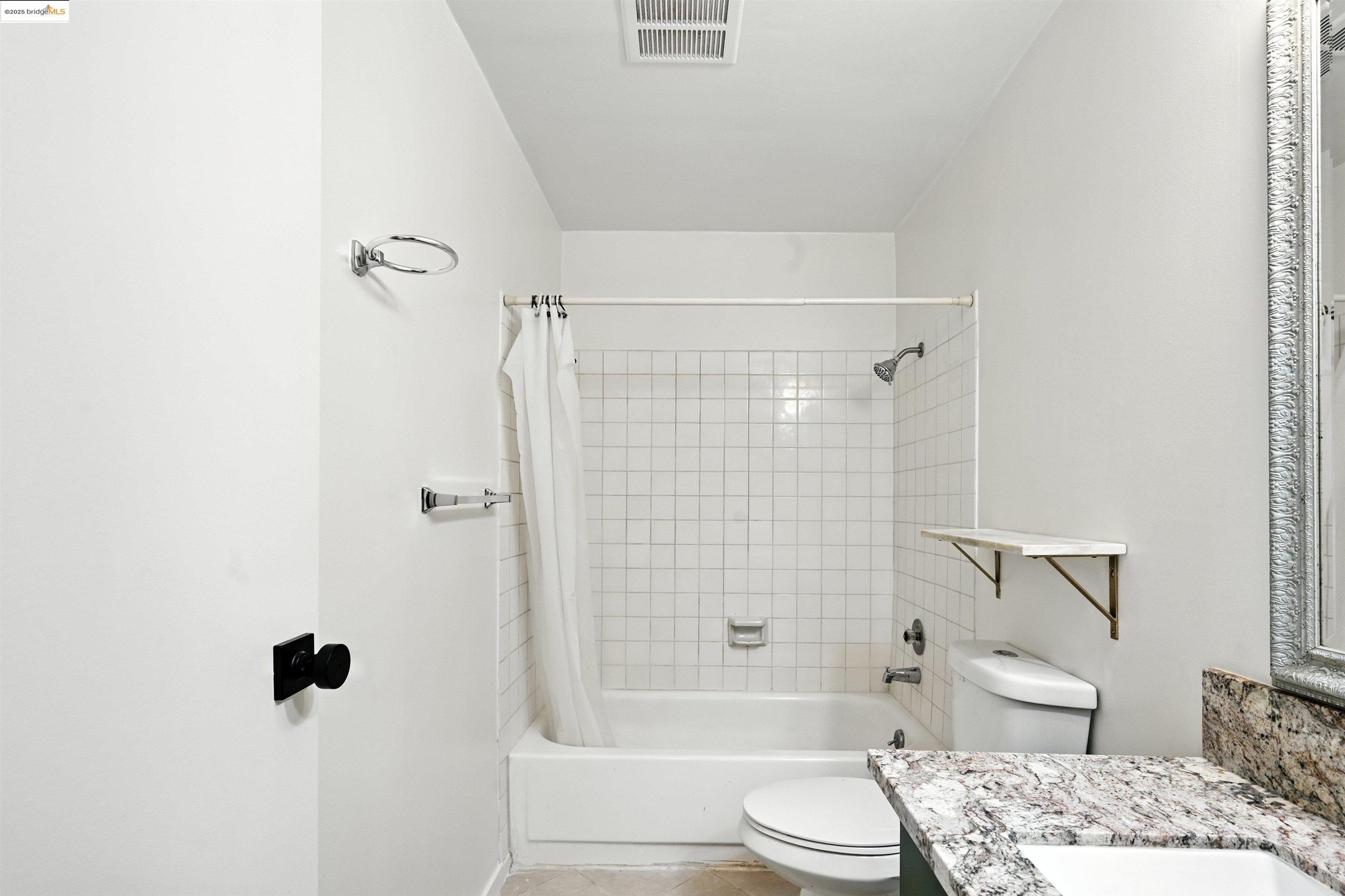 Photo #8: 41111305 Listing: Photo #8