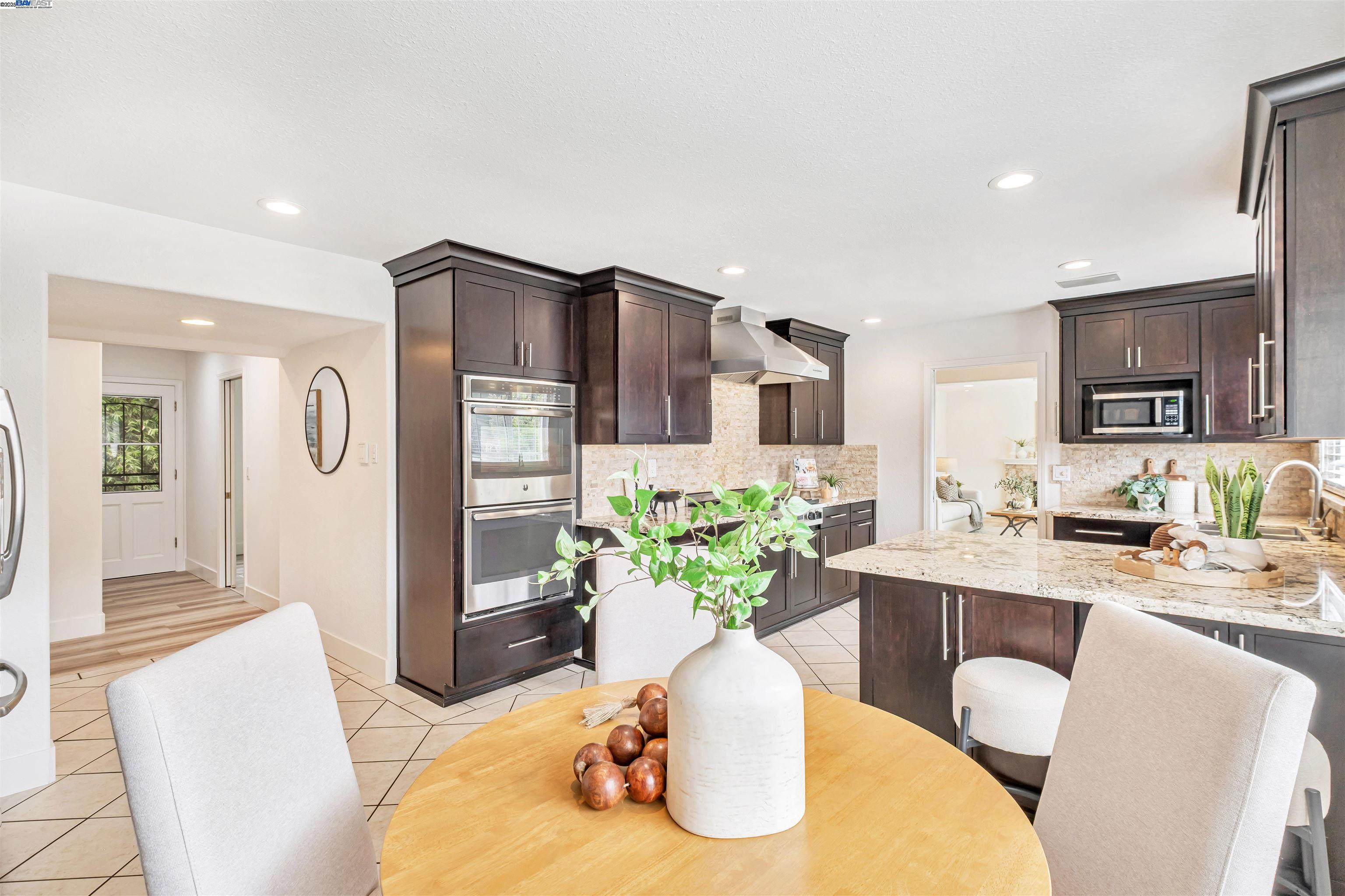 Detail Gallery Image 15 of 48 For 37880 Farwell Dr, Fremont,  CA 94536 - 4 Beds | 3 Baths