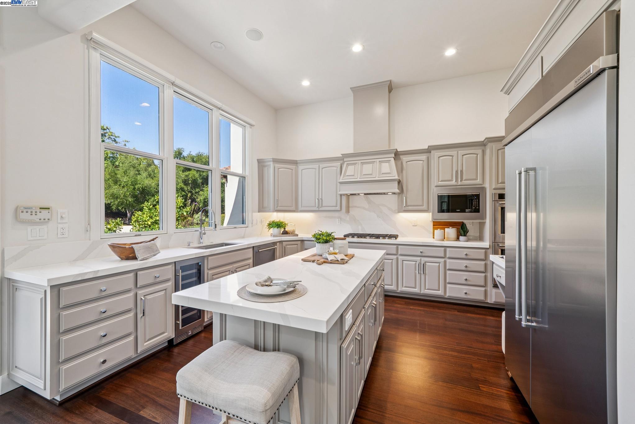 Detail Gallery Image 6 of 60 For 3625 Pontina Ct, Pleasanton,  CA 94566 - 4 Beds | 3/1 Baths