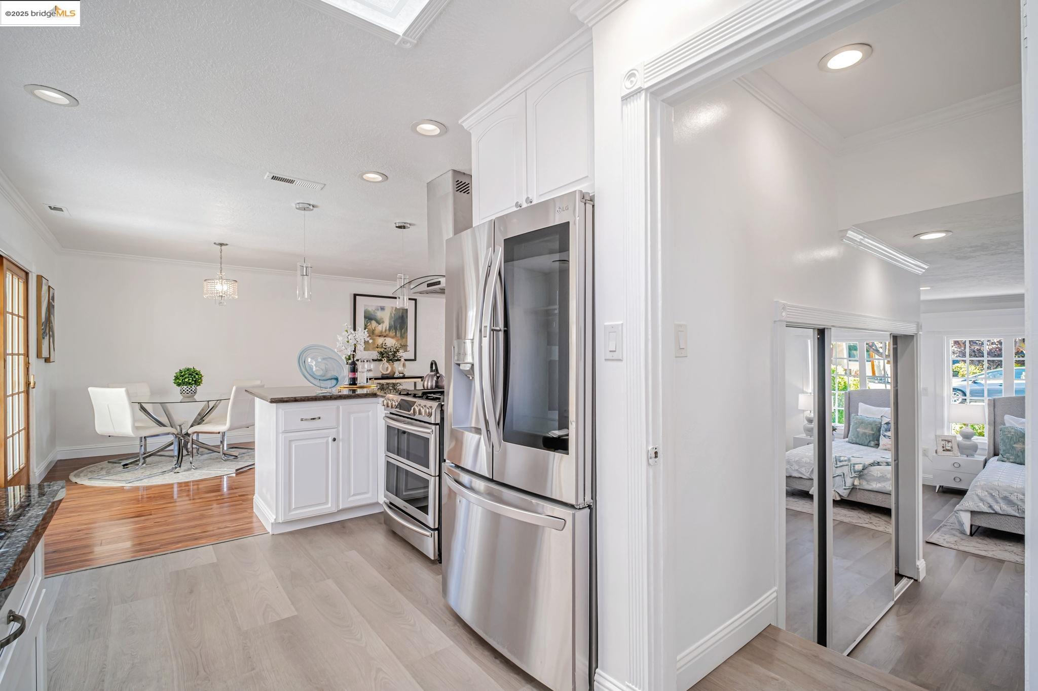 Detail Gallery Image 12 of 32 For 1614 139th Ave, San Leandro,  CA 94578 - 3 Beds | 2 Baths