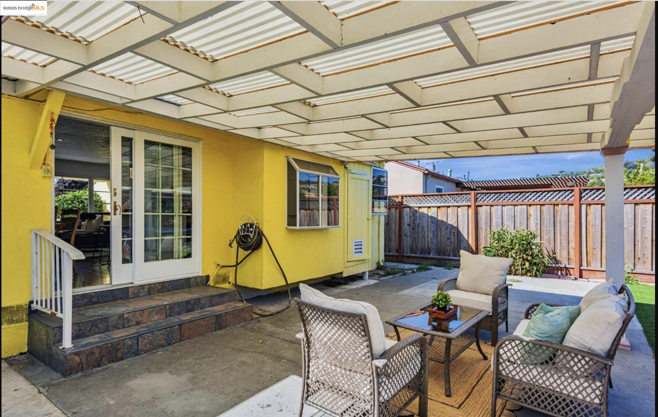 Detail Gallery Image 23 of 32 For 1614 139th Ave, San Leandro,  CA 94578 - 3 Beds | 2 Baths