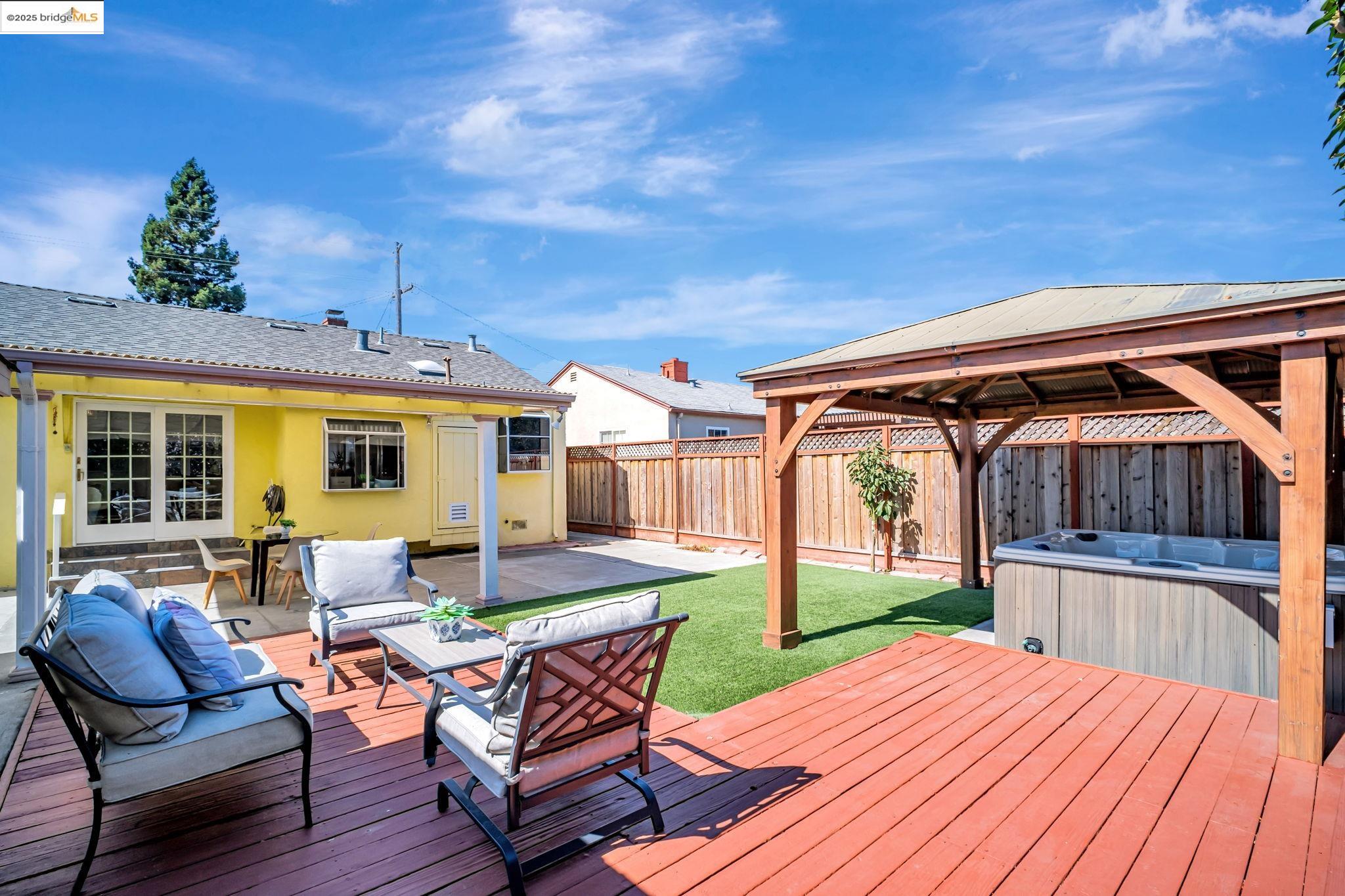 Detail Gallery Image 26 of 32 For 1614 139th Ave, San Leandro,  CA 94578 - 3 Beds | 2 Baths