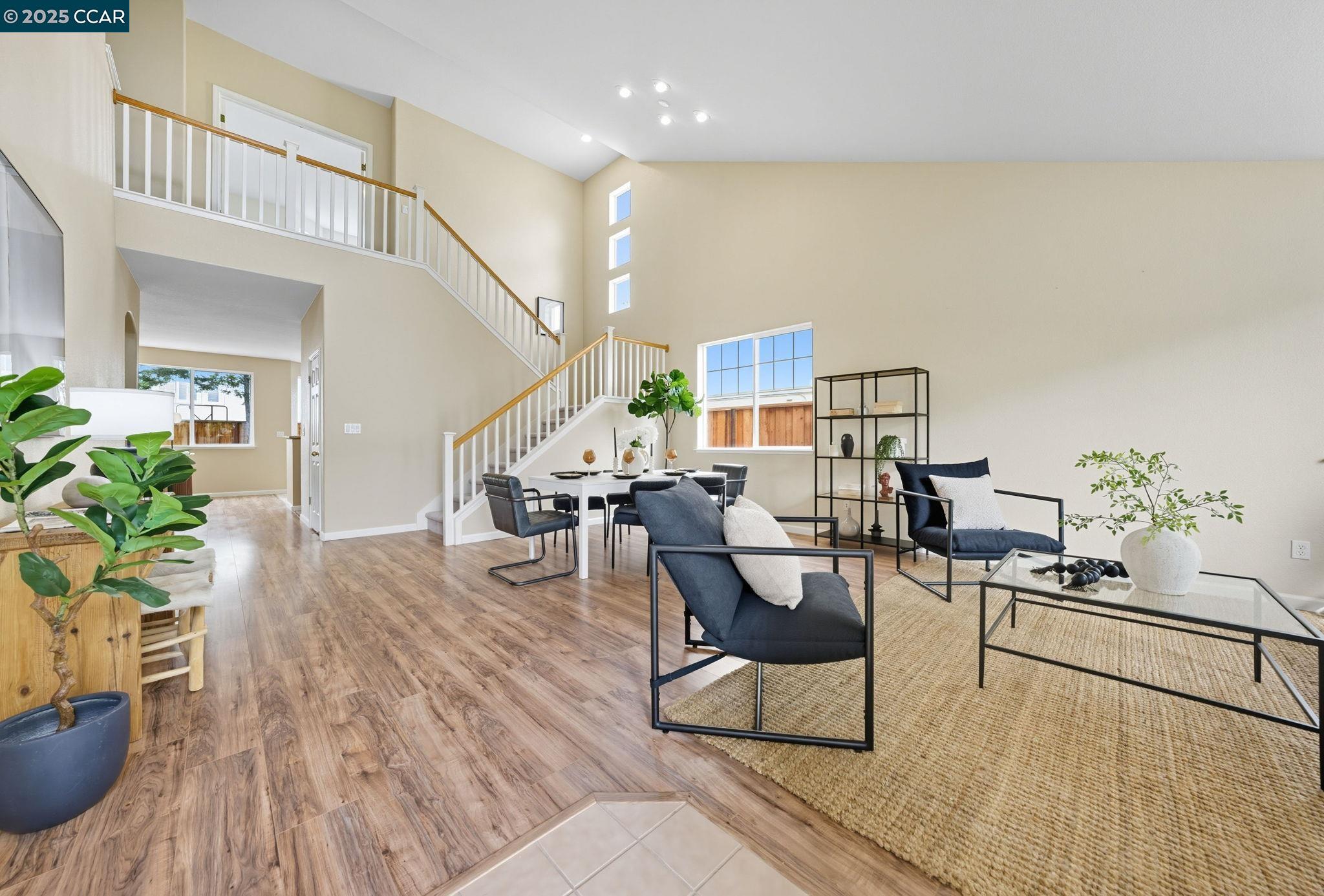 118 Rocky Pointe Ct