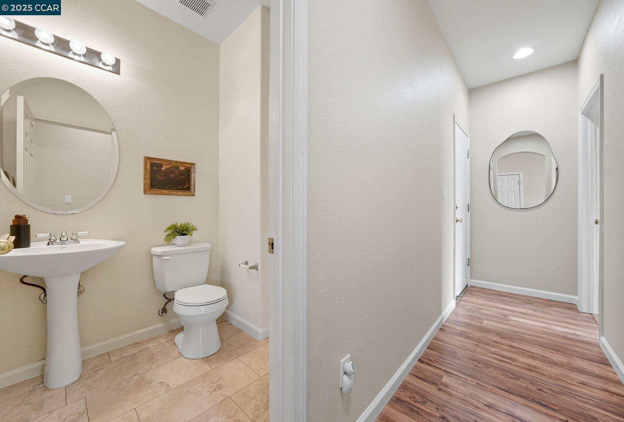 Detail Gallery Image 20 of 60 For 118 Rocky Pointe Ct, Hercules,  CA 94547-1991 - 5 Beds | 3 Baths