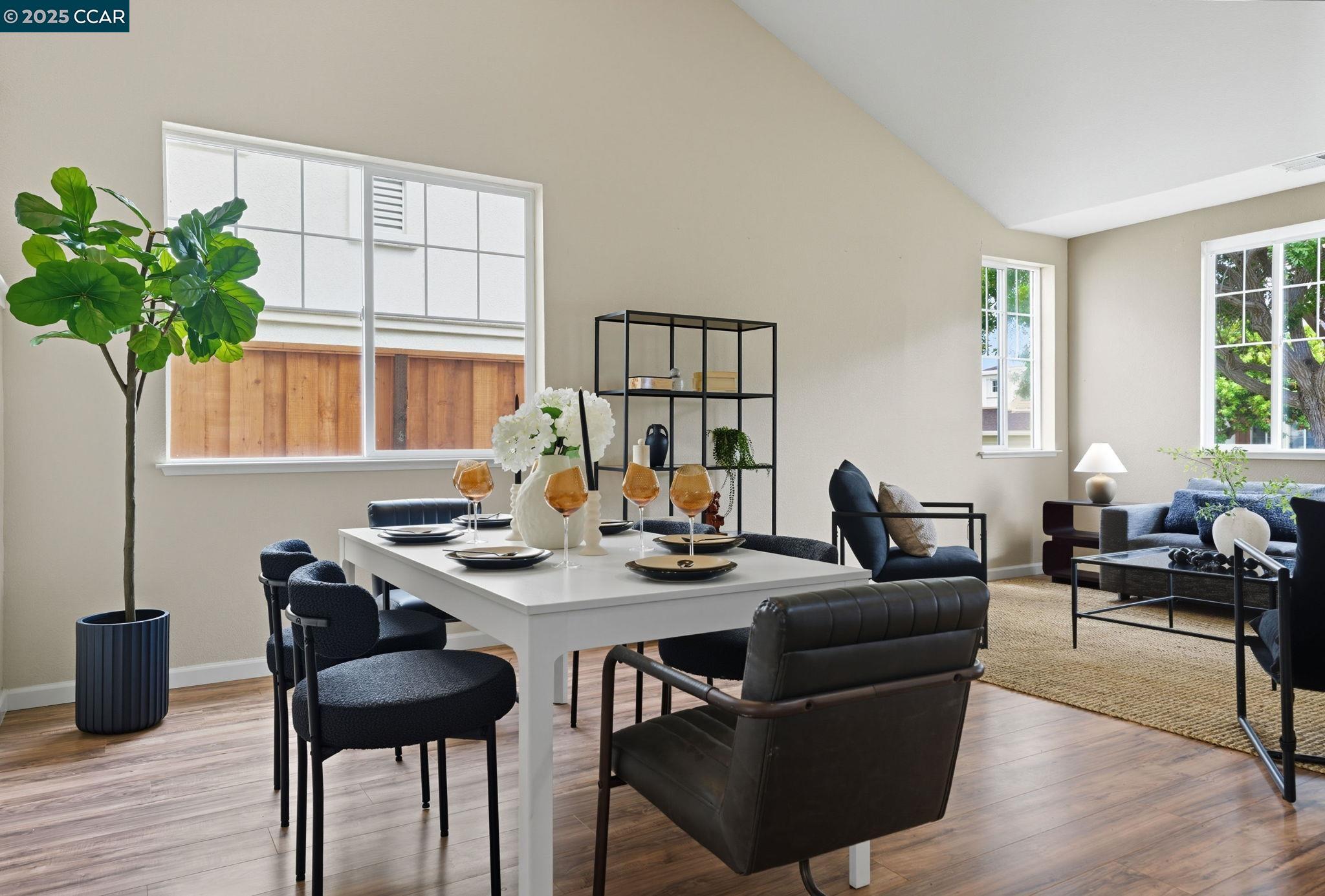 Detail Gallery Image 6 of 60 For 118 Rocky Pointe Ct, Hercules,  CA 94547-1991 - 5 Beds | 3 Baths