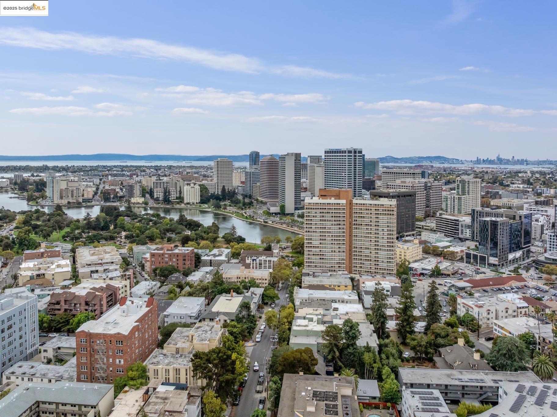 Detail Gallery Image 42 of 45 For 199 Montecito Ave #105,  Oakland,  CA 94610 - 2 Beds | 1 Baths