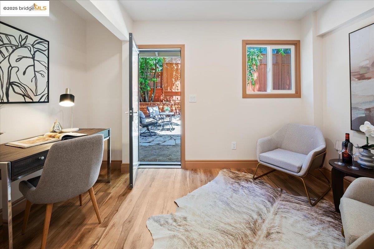 Detail Gallery Image 25 of 59 For 164 Duncan Way, Oakland,  CA 94611 - 5 Beds | 3 Baths