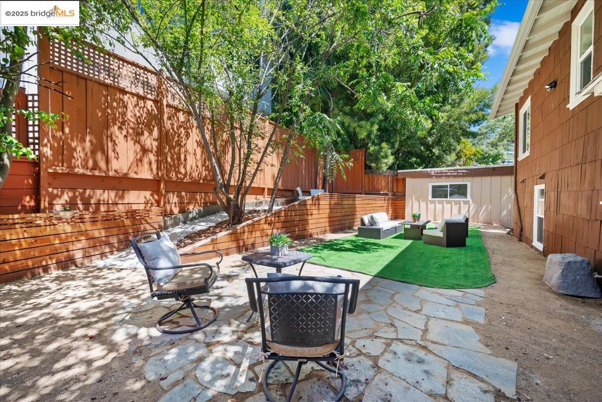 Detail Gallery Image 41 of 59 For 164 Duncan Way, Oakland,  CA 94611 - 5 Beds | 3 Baths