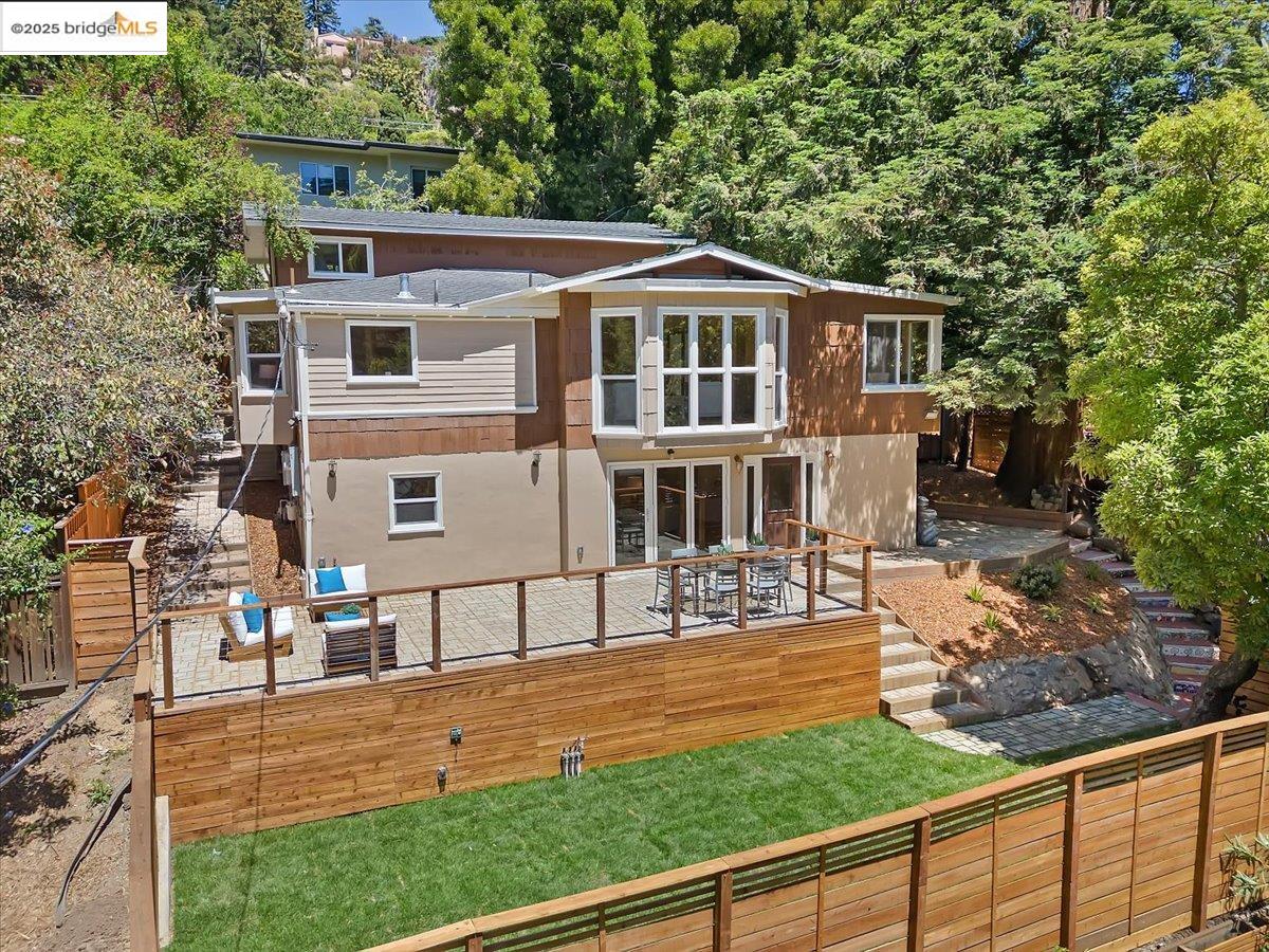Detail Gallery Image 56 of 59 For 164 Duncan Way, Oakland,  CA 94611 - 5 Beds | 3 Baths