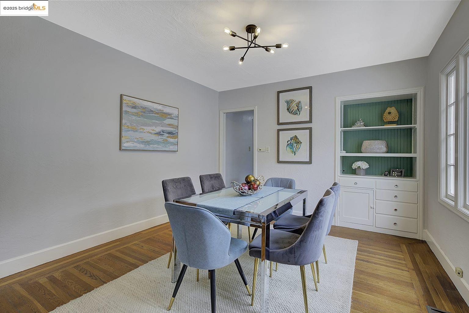 Detail Gallery Image 14 of 42 For 1337 E 25th St, Oakland,  CA 94606 - 3 Beds | 2 Baths