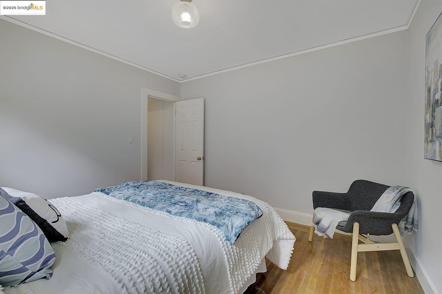 Detail Gallery Image 22 of 42 For 1337 E 25th St, Oakland,  CA 94606 - 3 Beds | 2 Baths