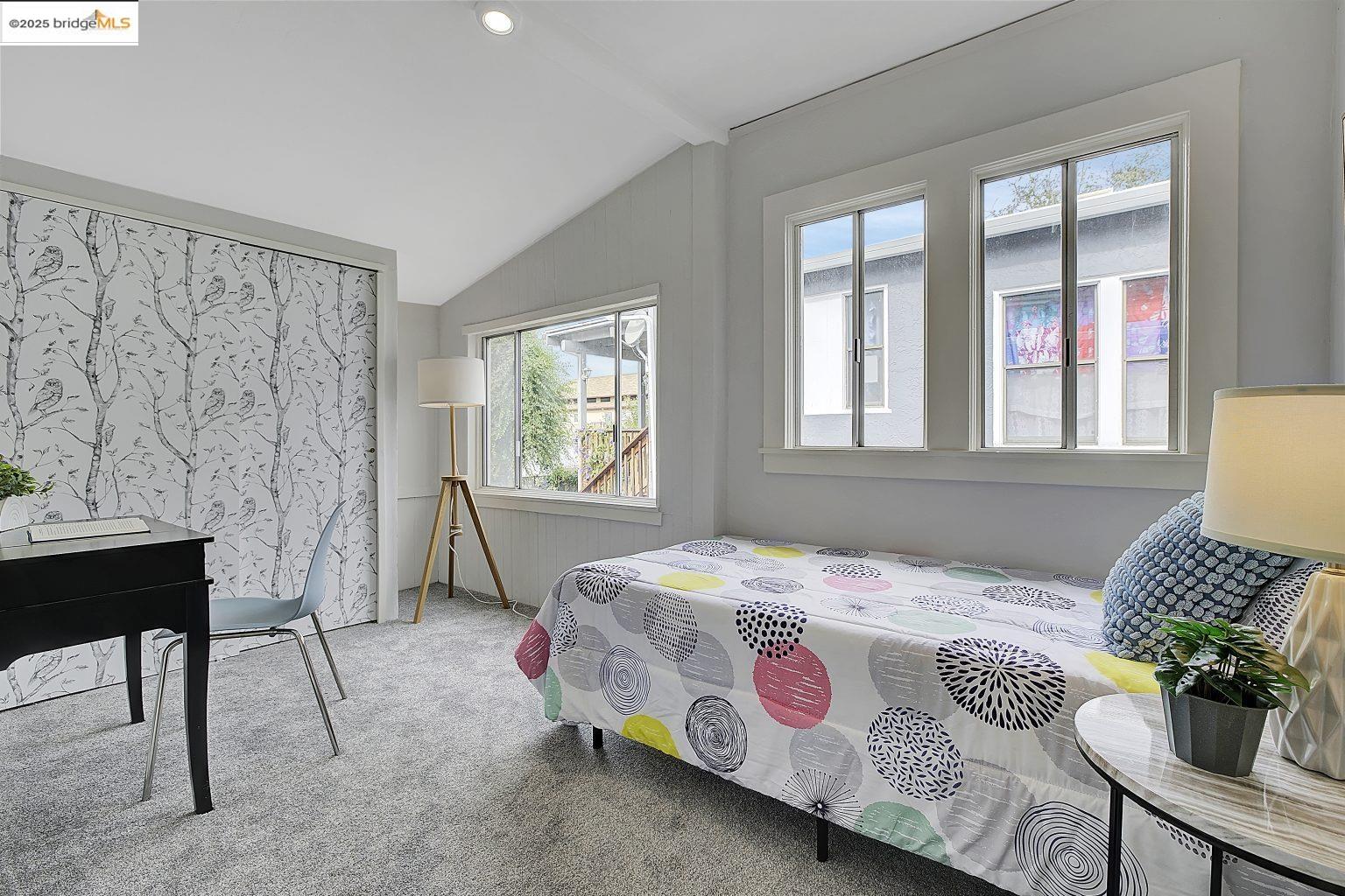 Detail Gallery Image 27 of 42 For 1337 E 25th St, Oakland,  CA 94606 - 3 Beds | 2 Baths